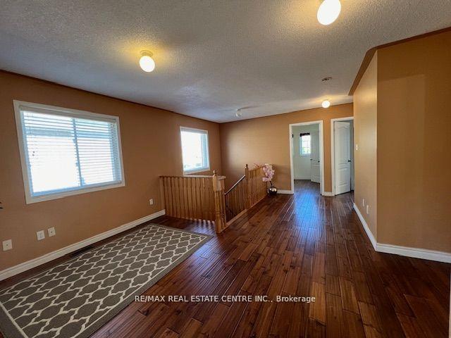 Photo 19 of 1063 Laurier Avenue, Milton, Clarke — HOMEH