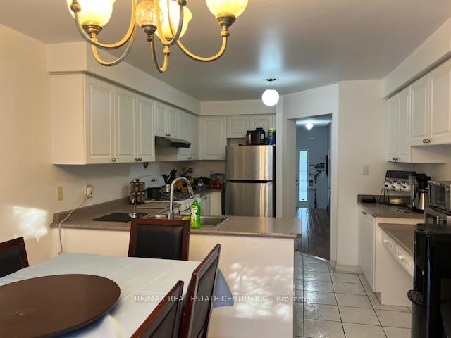 Photo 37 of 1063 Laurier Avenue, Milton, Clarke — HOMEH