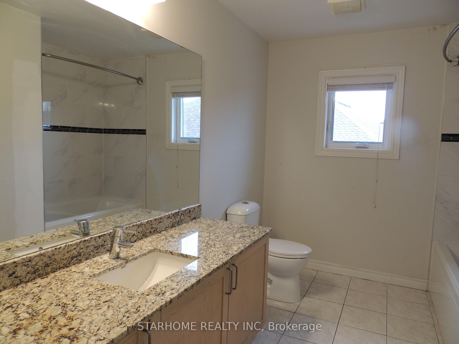 Photo 17 of 32 Hunters Corners, Markham, Berczy — HOMEH