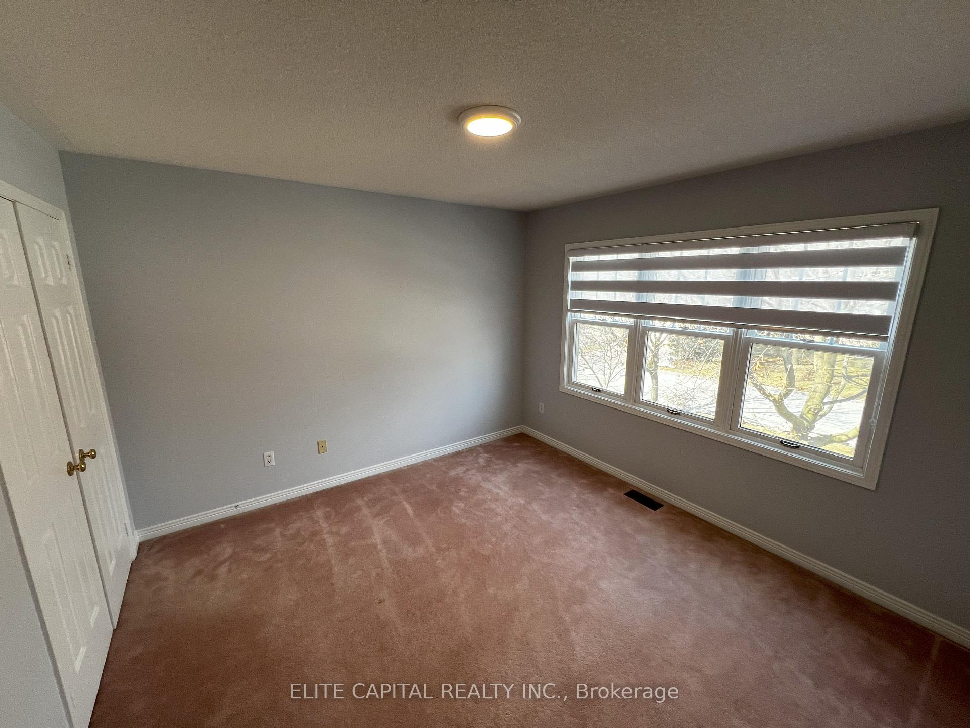Photo 9 of 95 Paddock Lane, Markham, Markville — HOMEH