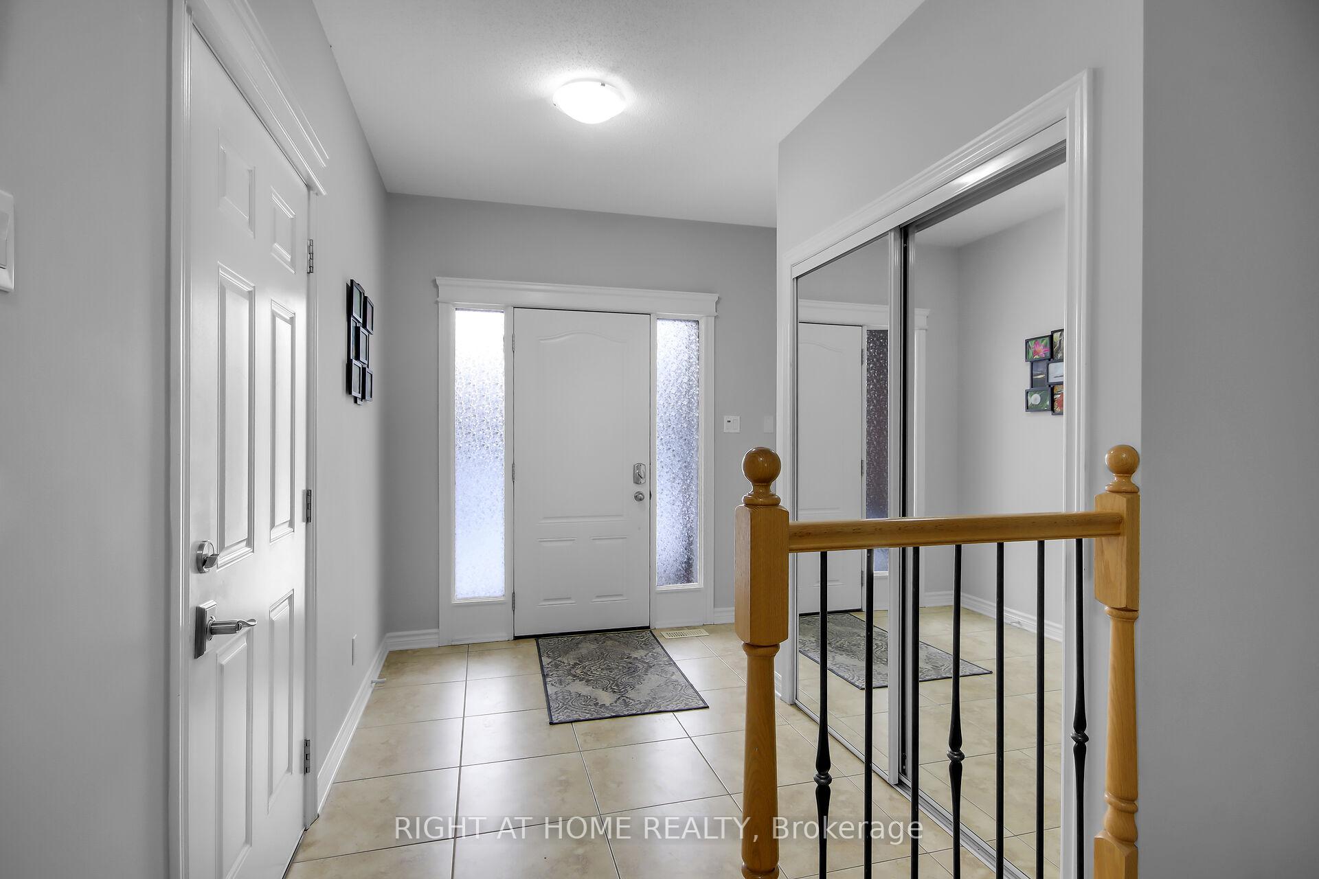 Photo 2 of 1038 Marconi Avenue, Ottawa, Kanata - Morgan's Grant/South March — HOMEH
