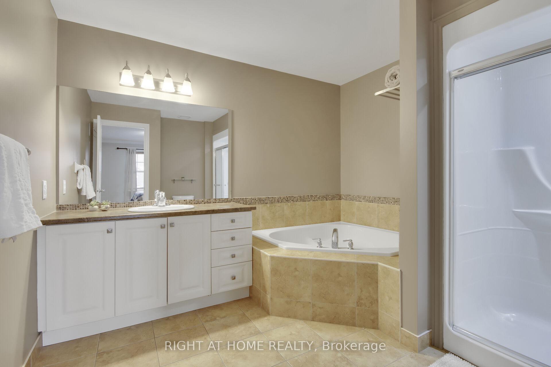 Photo 19 of 1038 Marconi Avenue, Ottawa, Kanata - Morgan's Grant/South March — HOMEH
