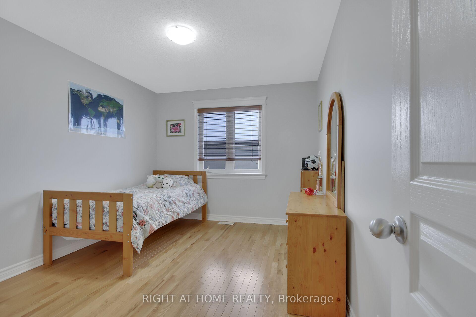 Photo 22 of 1038 Marconi Avenue, Ottawa, Kanata - Morgan's Grant/South March — HOMEH