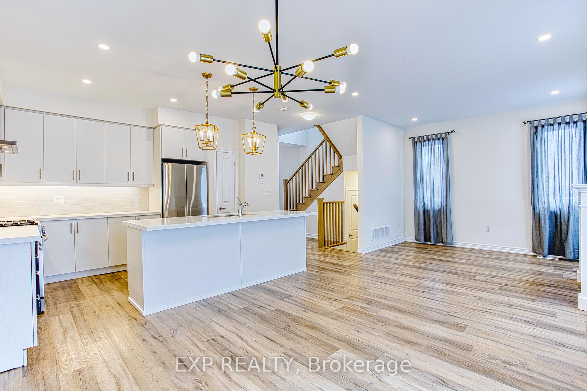 Photo 10 of 110 Pinot Crescent, Hamilton, Fruitland — HOMEH