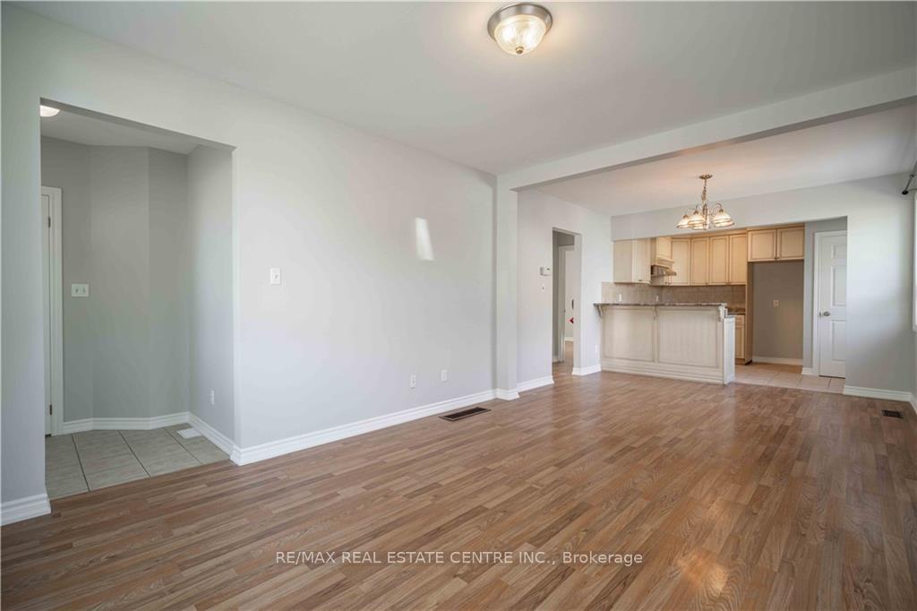 Photo 4 of 94 Munn Street, Hamilton, Raleigh — HOMEH