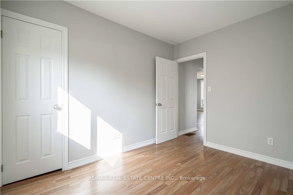 Photo 7 of 94 Munn Street, Hamilton, Raleigh — HOMEH