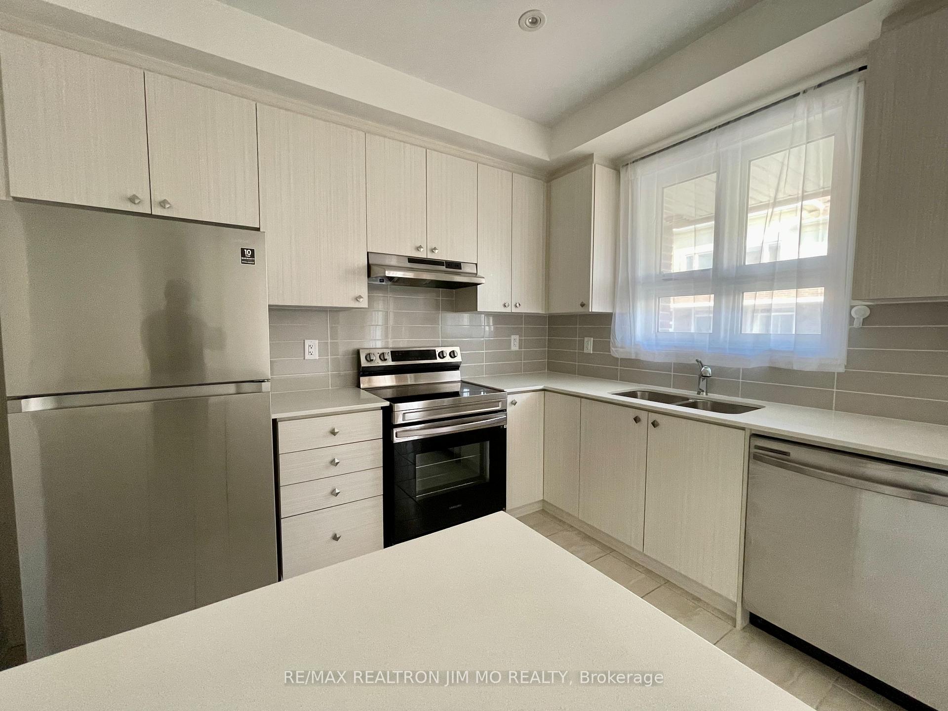 Photo 9 of 26 Imperial College Lane, Markham, Wismer — HOMEH