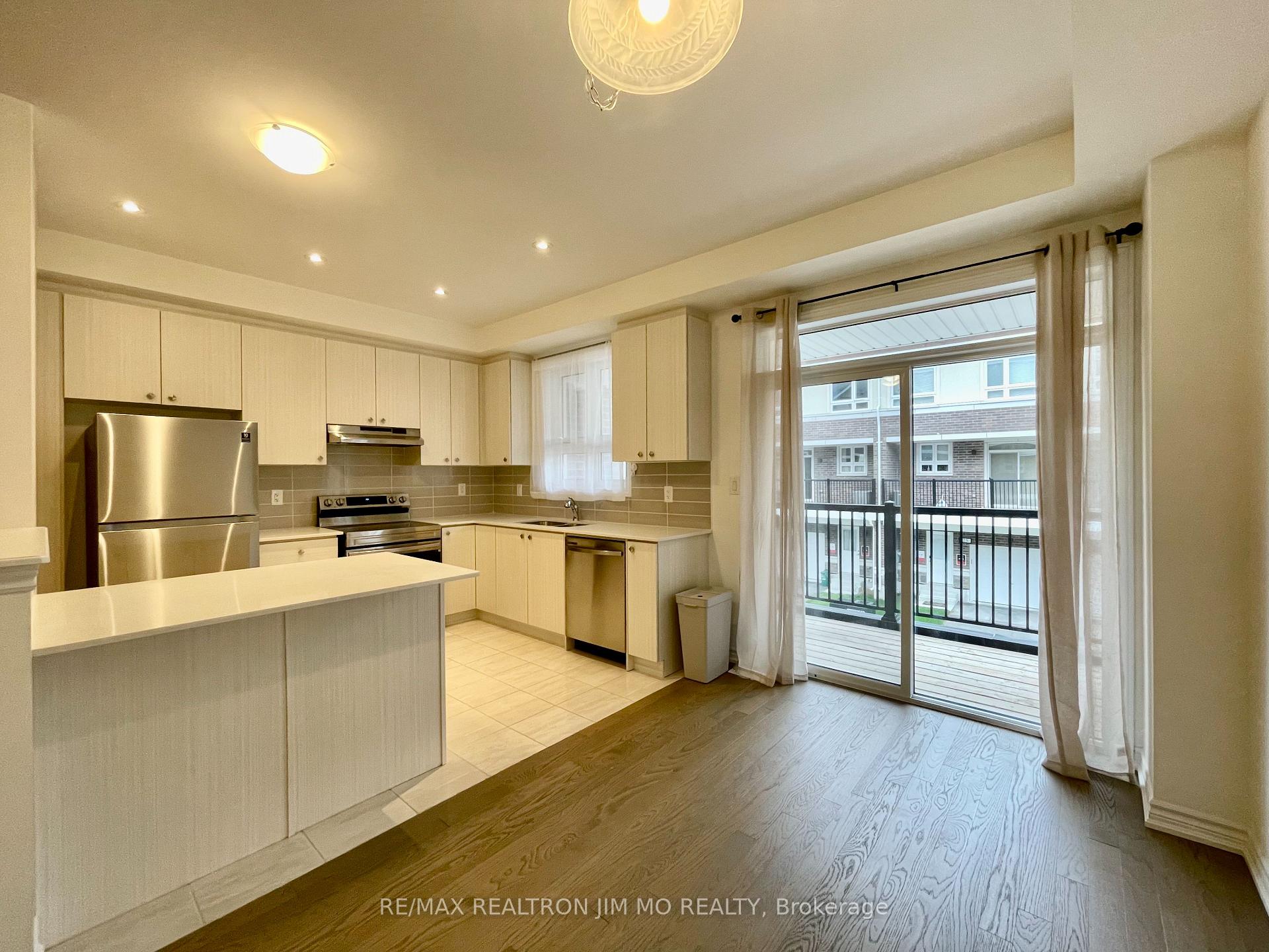 Photo 10 of 26 Imperial College Lane, Markham, Wismer — HOMEH