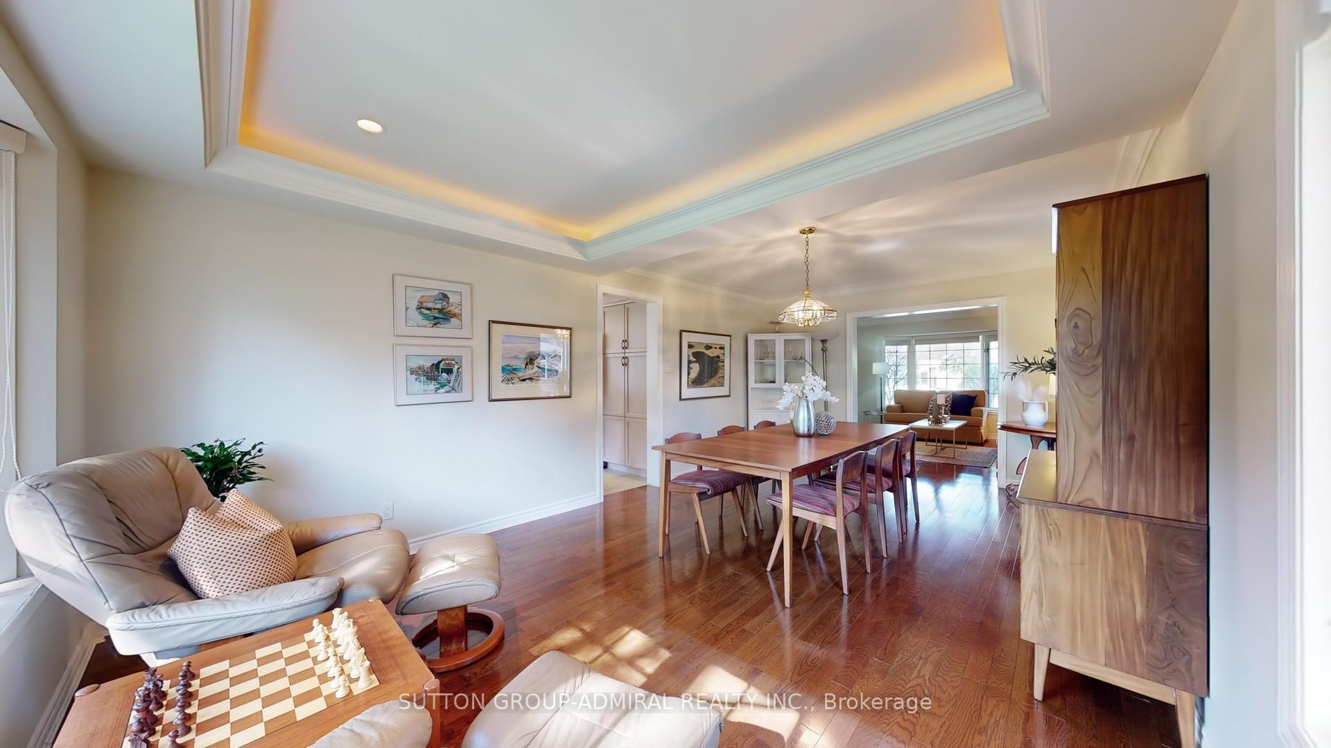 Photo 12 of 150 Bay Thorn Drive, Markham, Royal Orchard — HOMEH