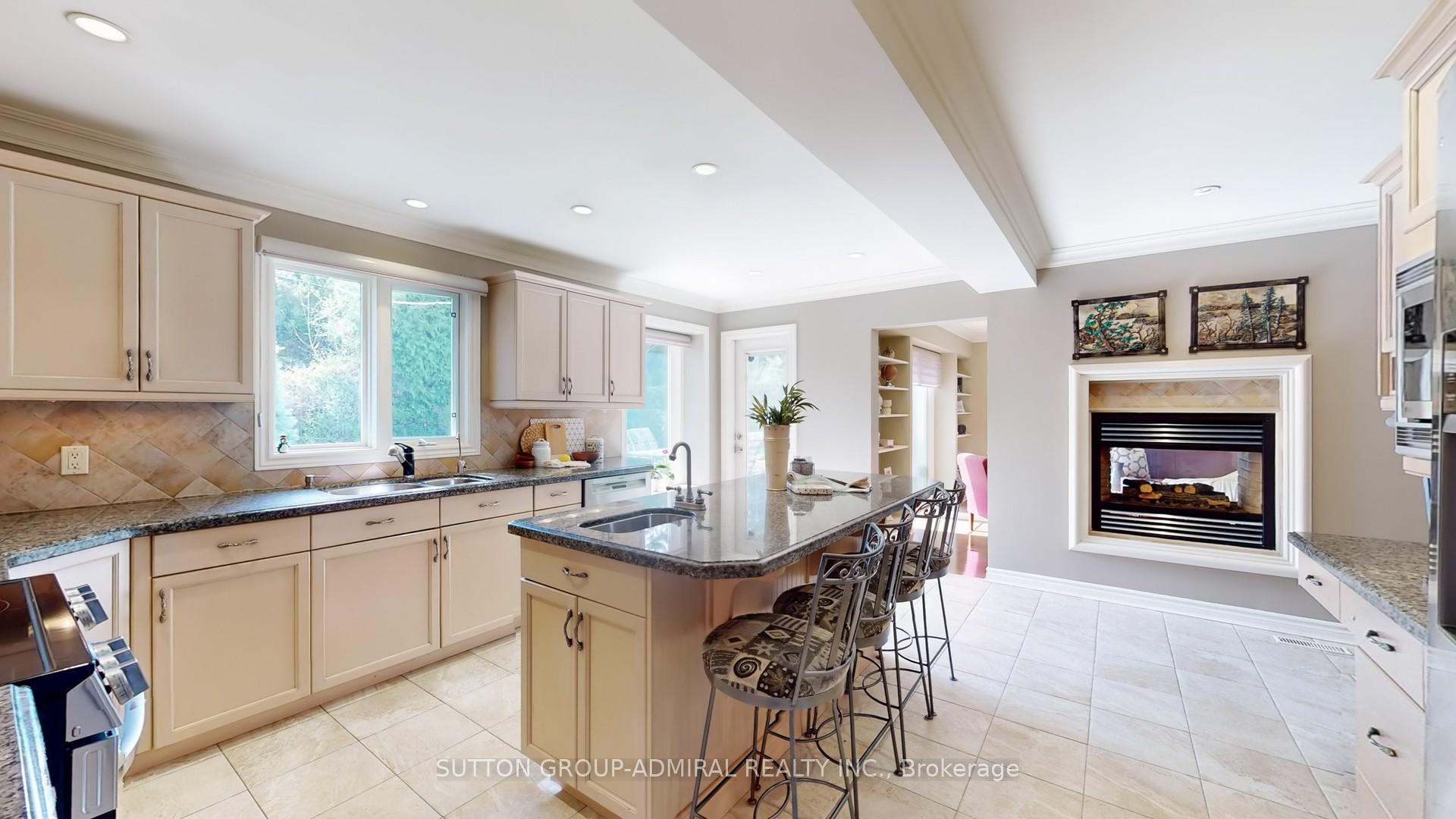 Photo 20 of 150 Bay Thorn Drive, Markham, Royal Orchard — HOMEH