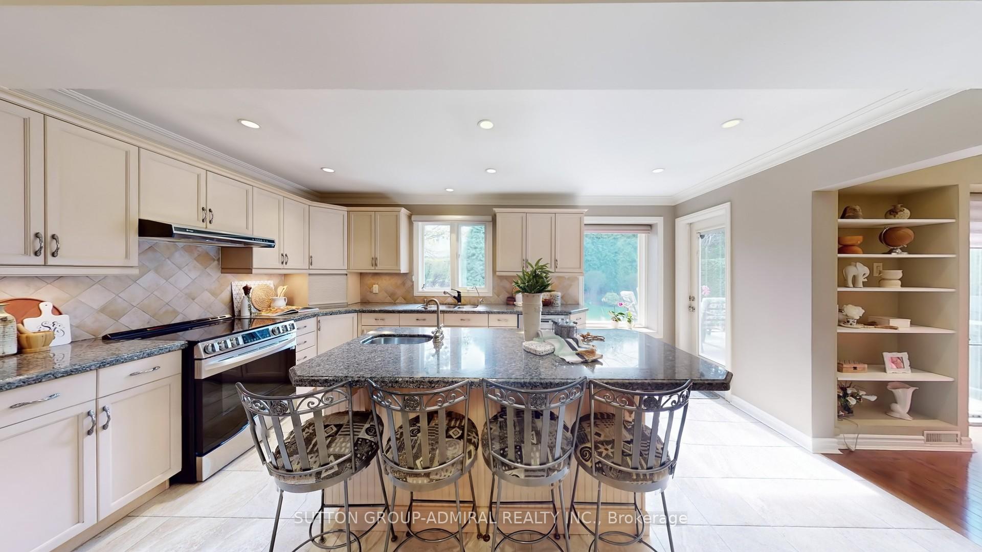 Photo 21 of 150 Bay Thorn Drive, Markham, Royal Orchard — HOMEH