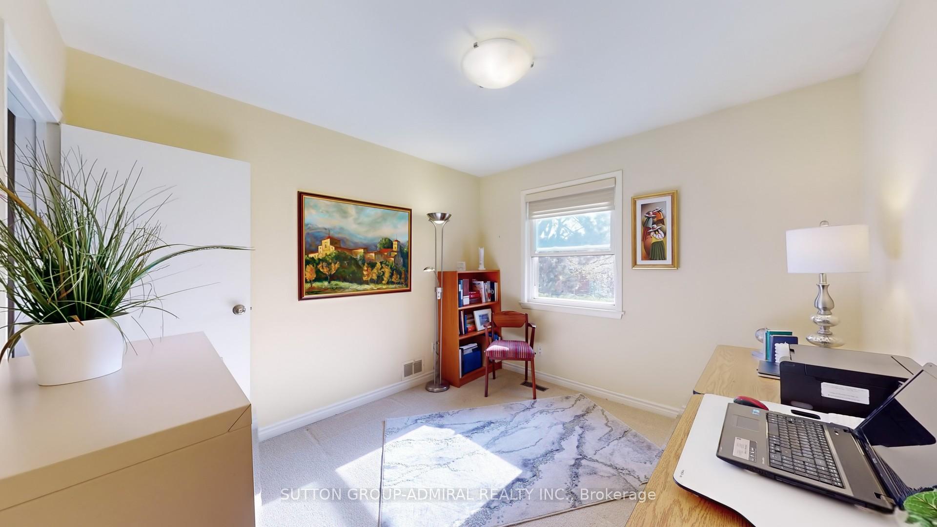 Photo 35 of 150 Bay Thorn Drive, Markham, Royal Orchard — HOMEH