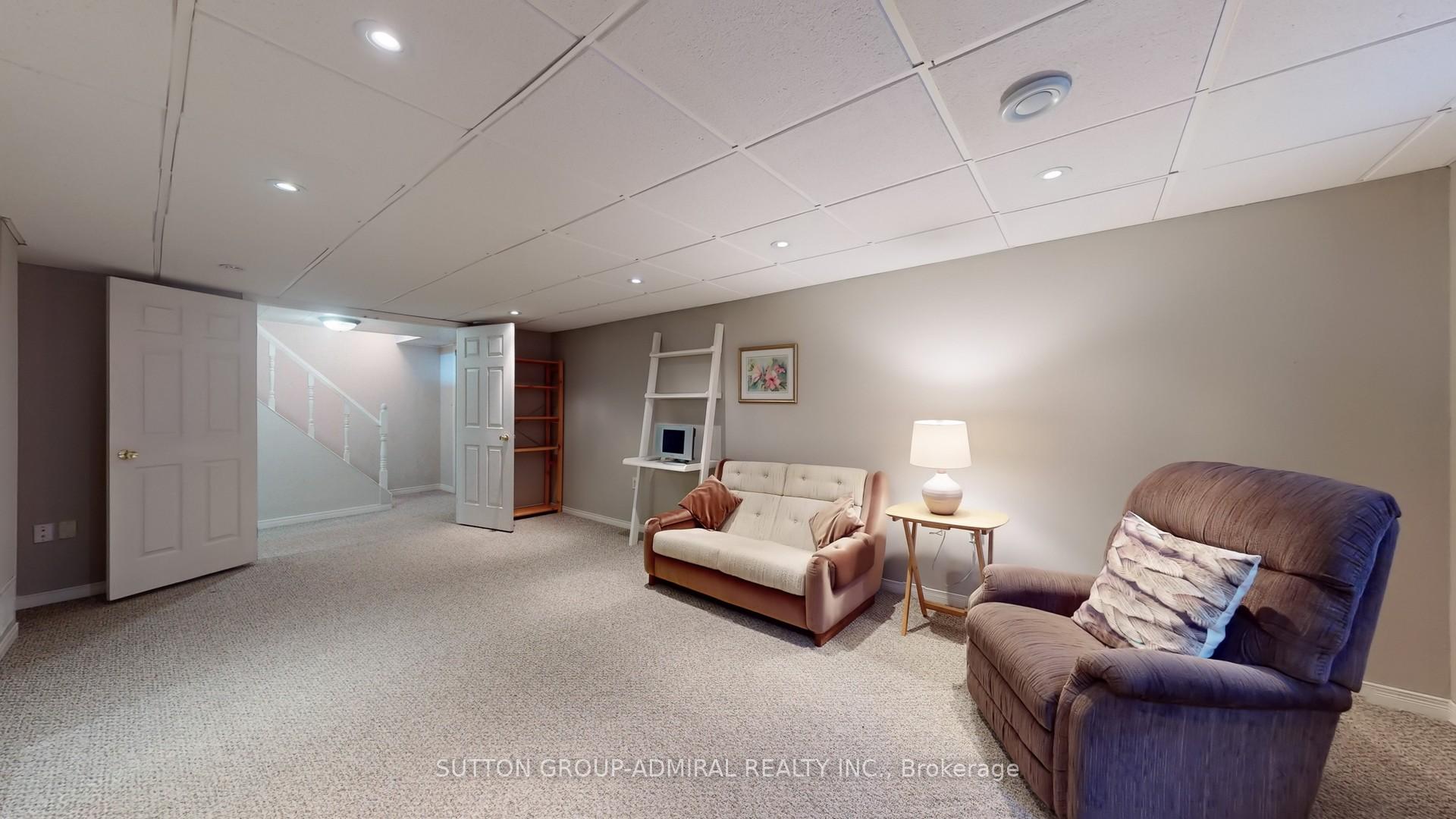 Photo 37 of 150 Bay Thorn Drive, Markham, Royal Orchard — HOMEH