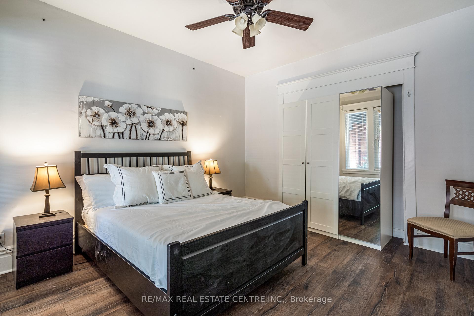 Photo 3 of Unit 1, 106 Dunsmure Road, Hamilton, Stipley — HOMEH