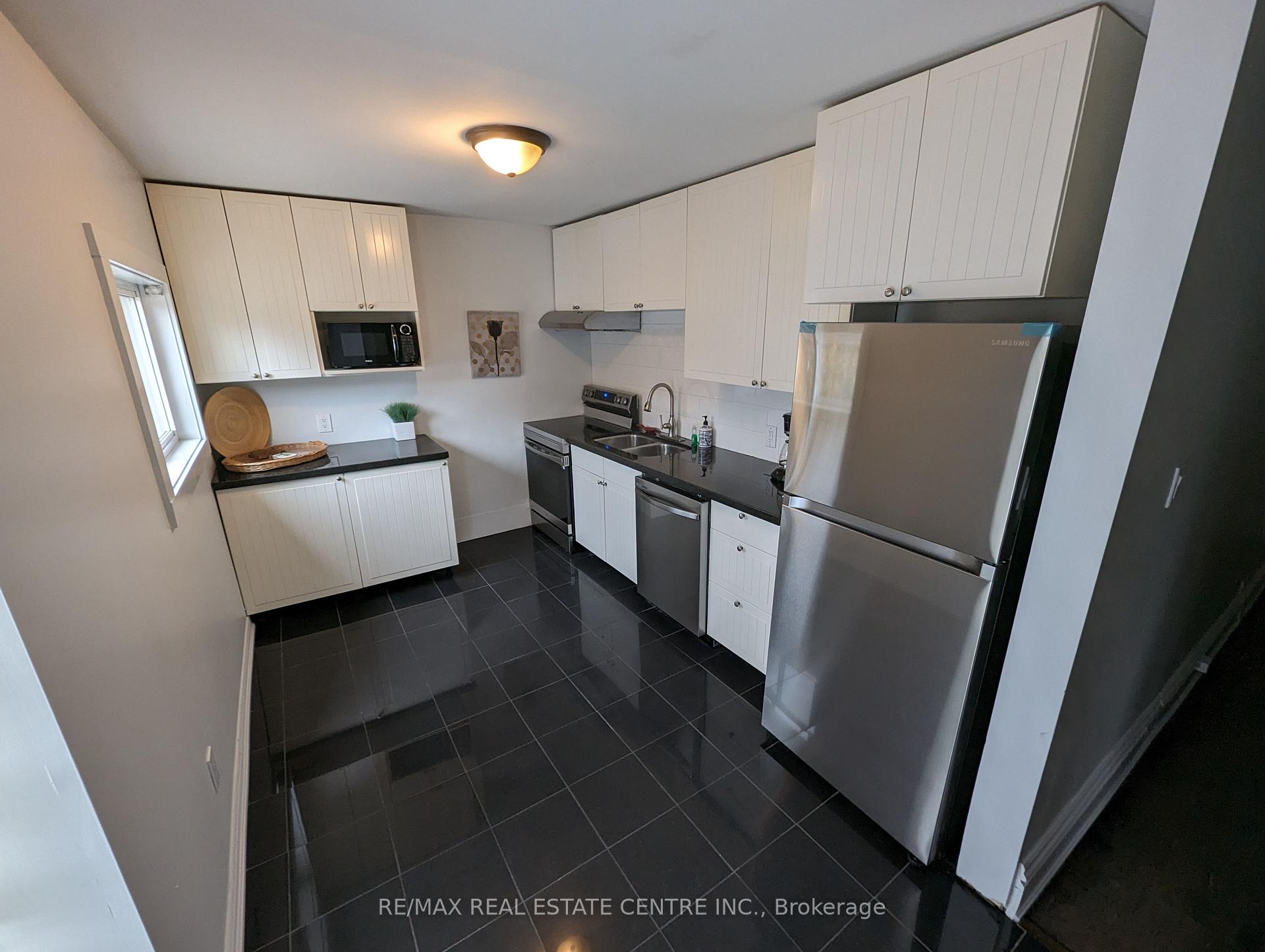Photo 7 of Unit 1, 106 Dunsmure Road, Hamilton, Stipley — HOMEH