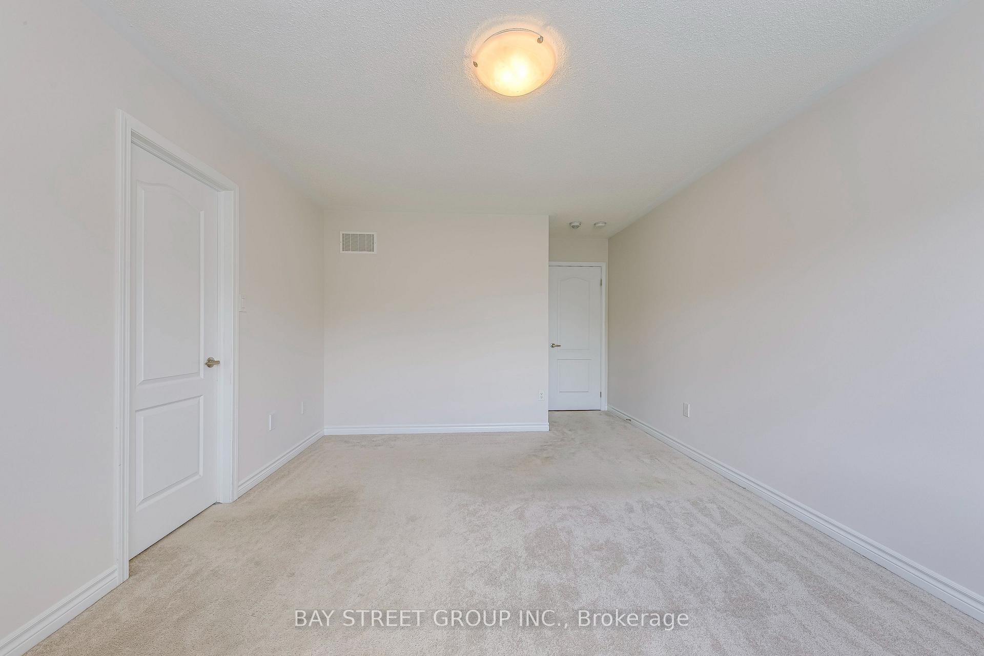 Photo 11 of Unit Upper, 342 English Mill Court, Milton, Ford — HOMEH