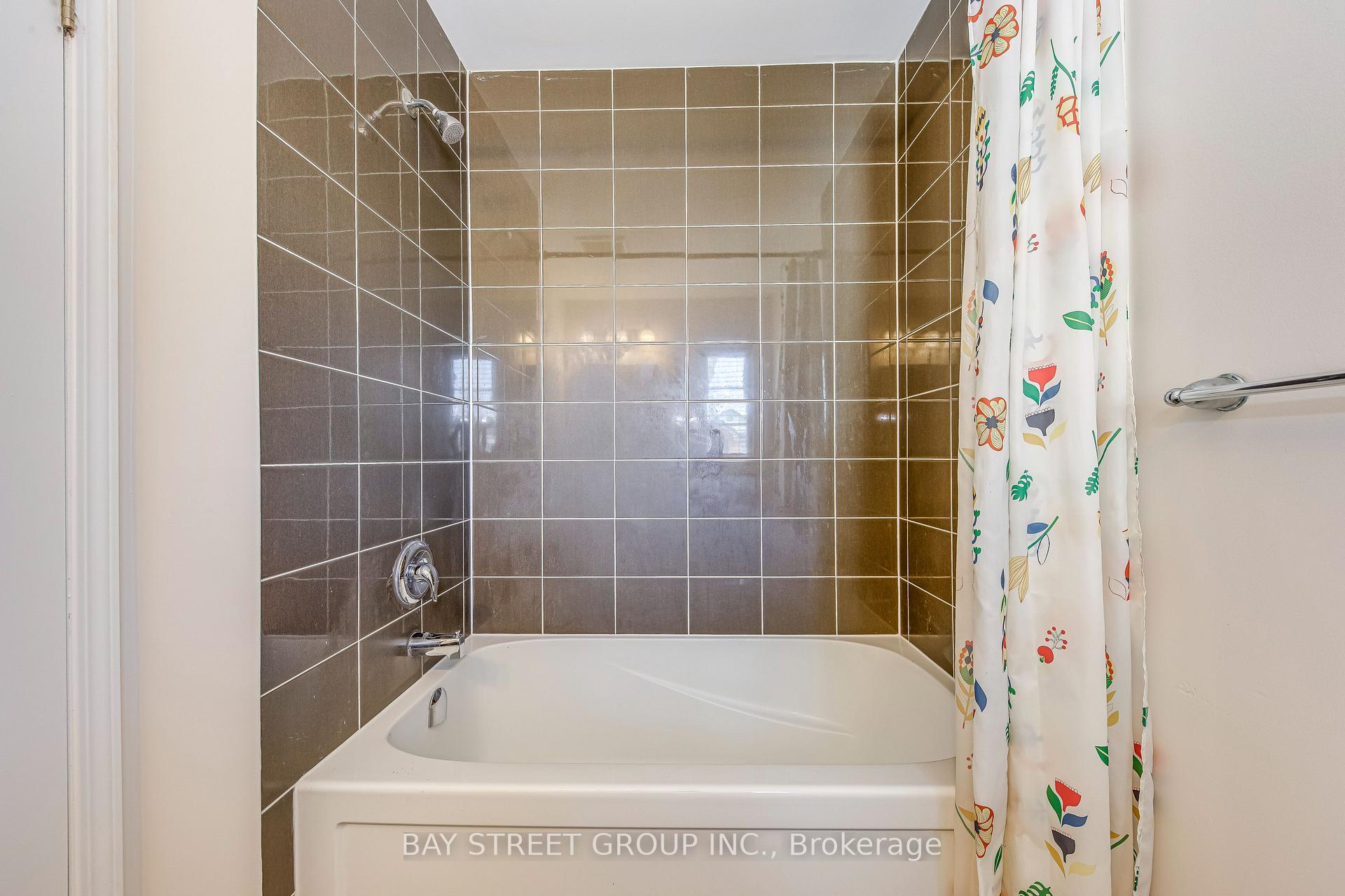 Photo 20 of Unit Upper, 342 English Mill Court, Milton, Ford — HOMEH