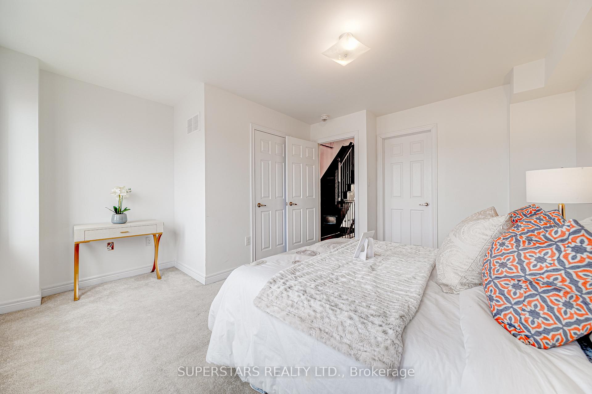 Photo 16 of 1916 Donald Cousens Parkway, Markham, Cornell — HOMEH