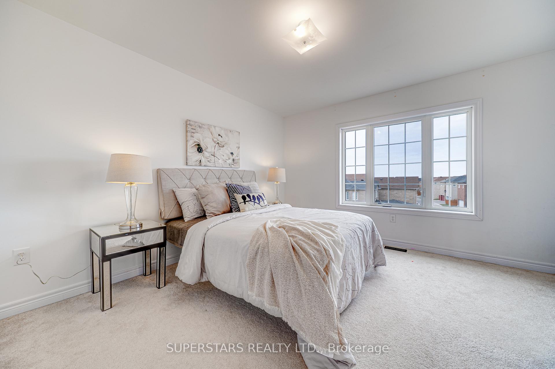 Photo 20 of 1916 Donald Cousens Parkway, Markham, Cornell — HOMEH
