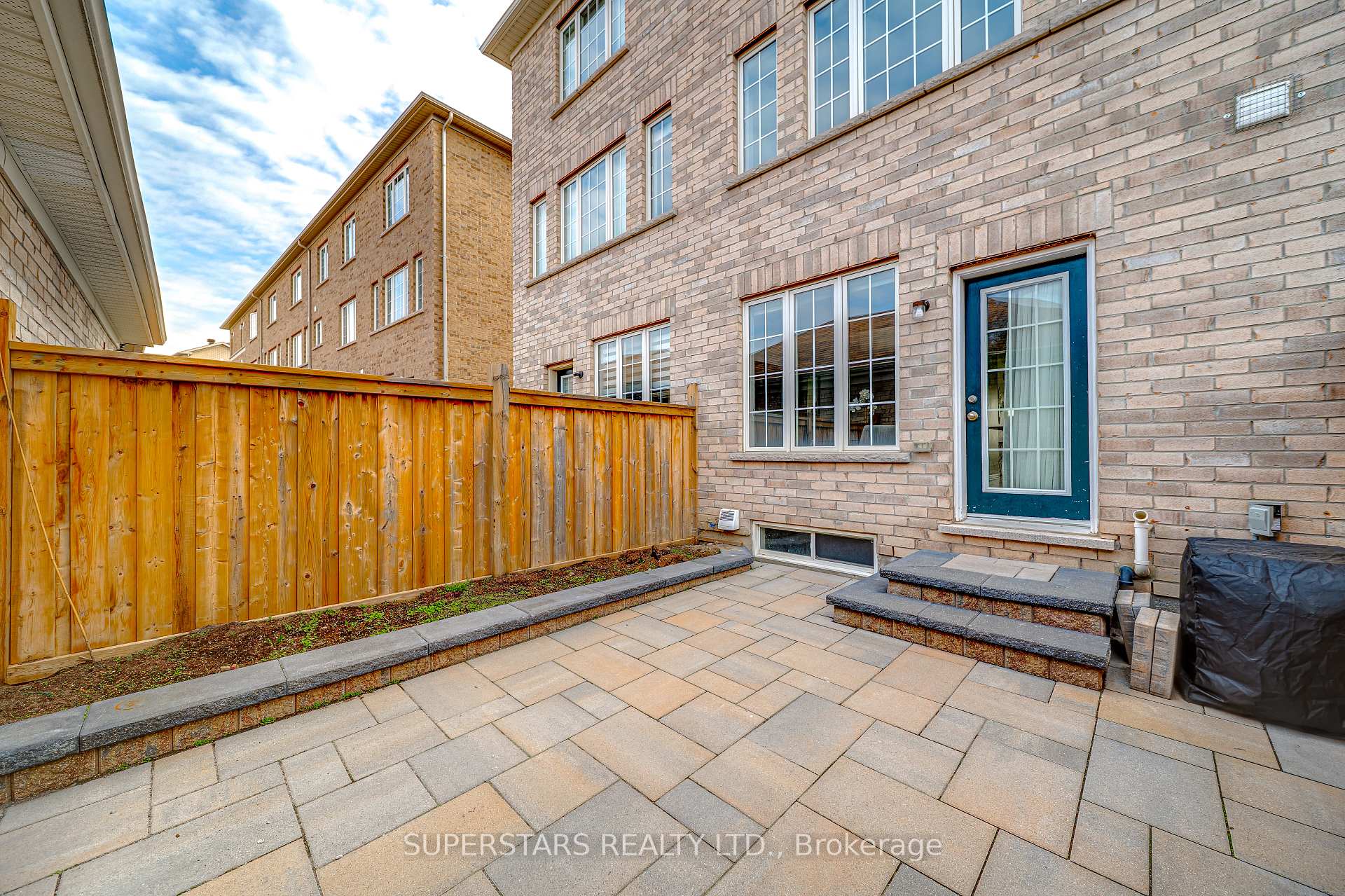 Photo 26 of 1916 Donald Cousens Parkway, Markham, Cornell — HOMEH