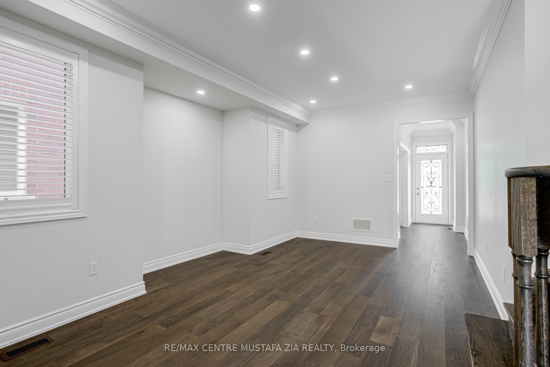 Photo 8 of 562 Nairn Circle, Milton, Scott — HOMEH