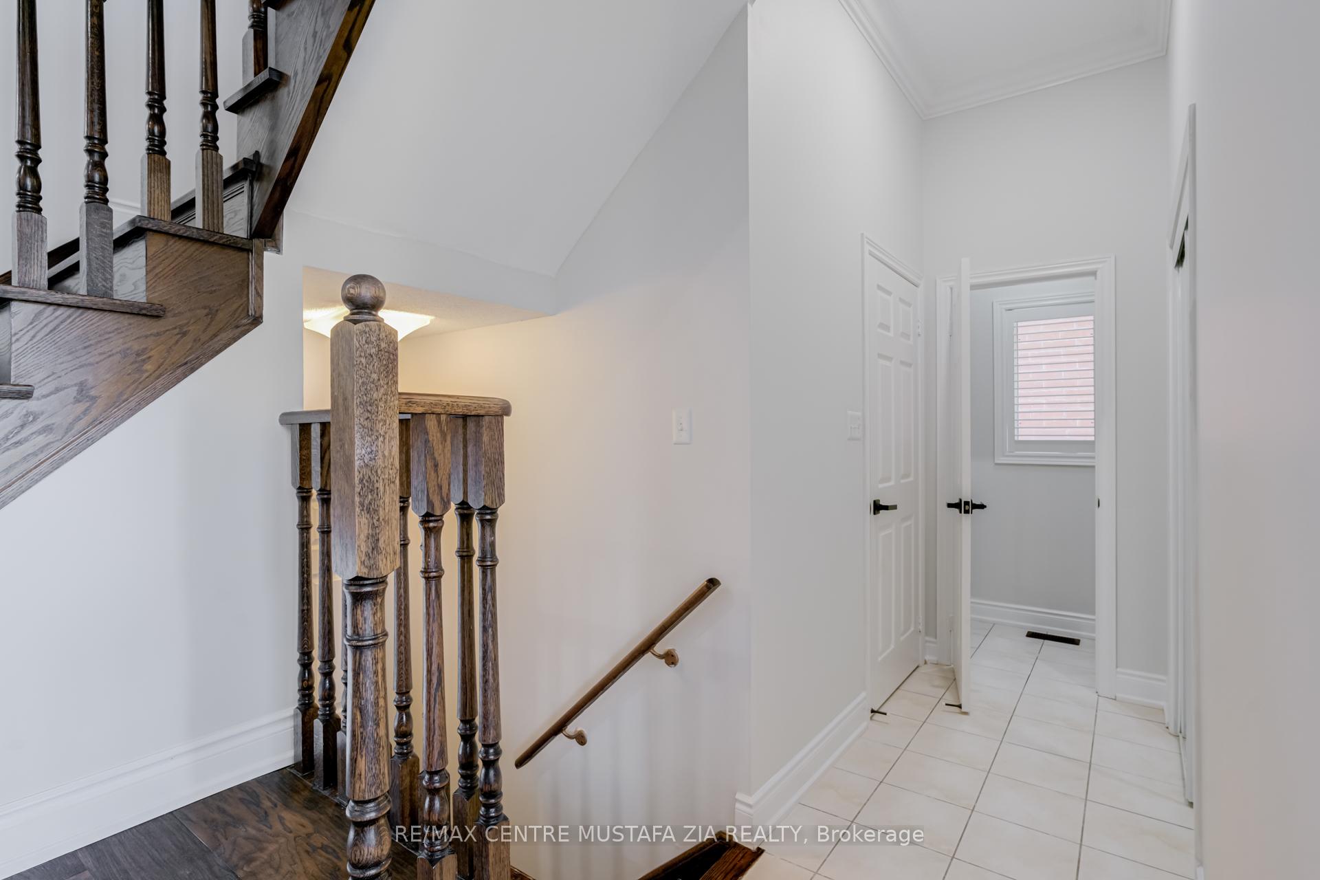 Photo 17 of 562 Nairn Circle, Milton, Scott — HOMEH