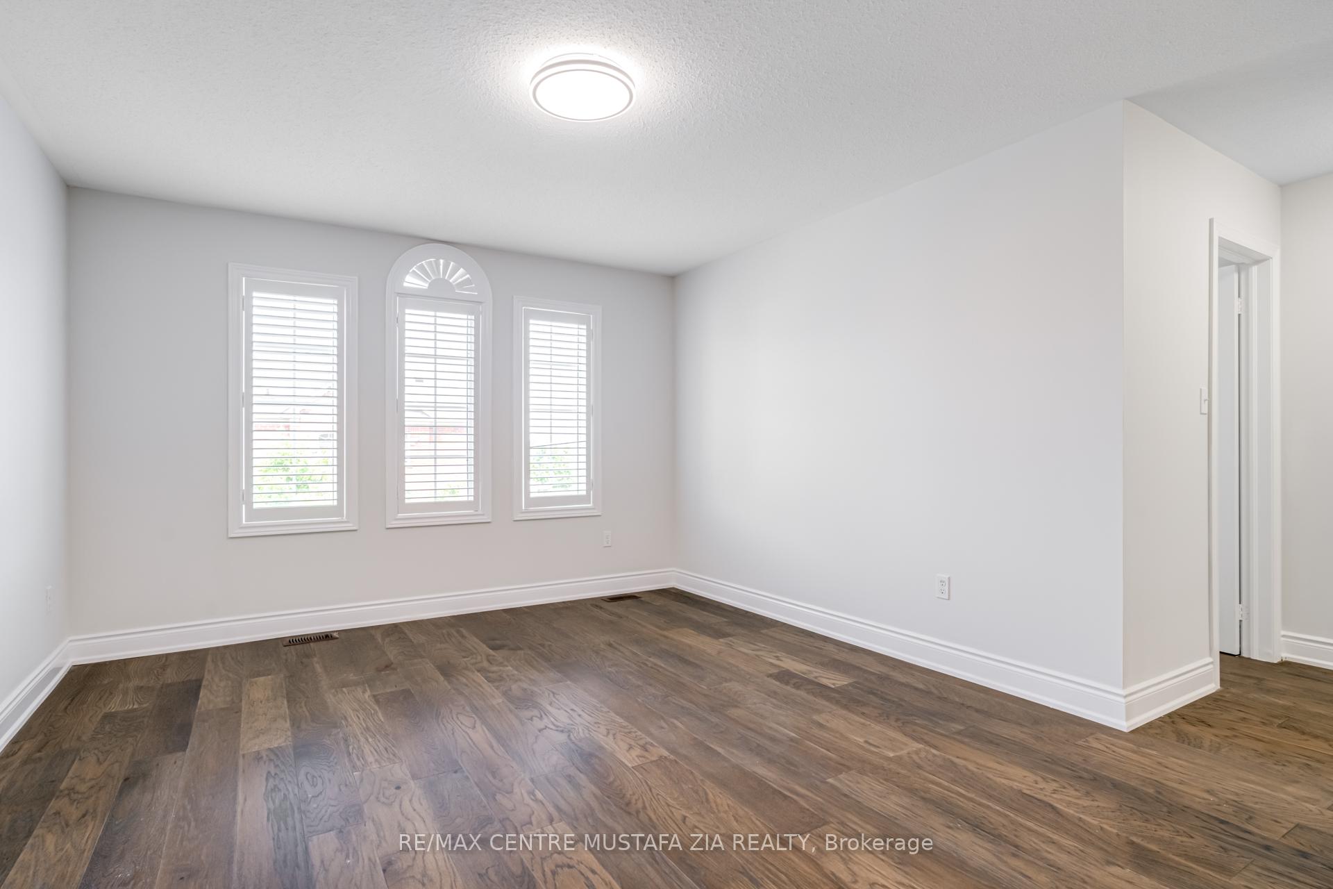 Photo 32 of 562 Nairn Circle, Milton, Scott — HOMEH