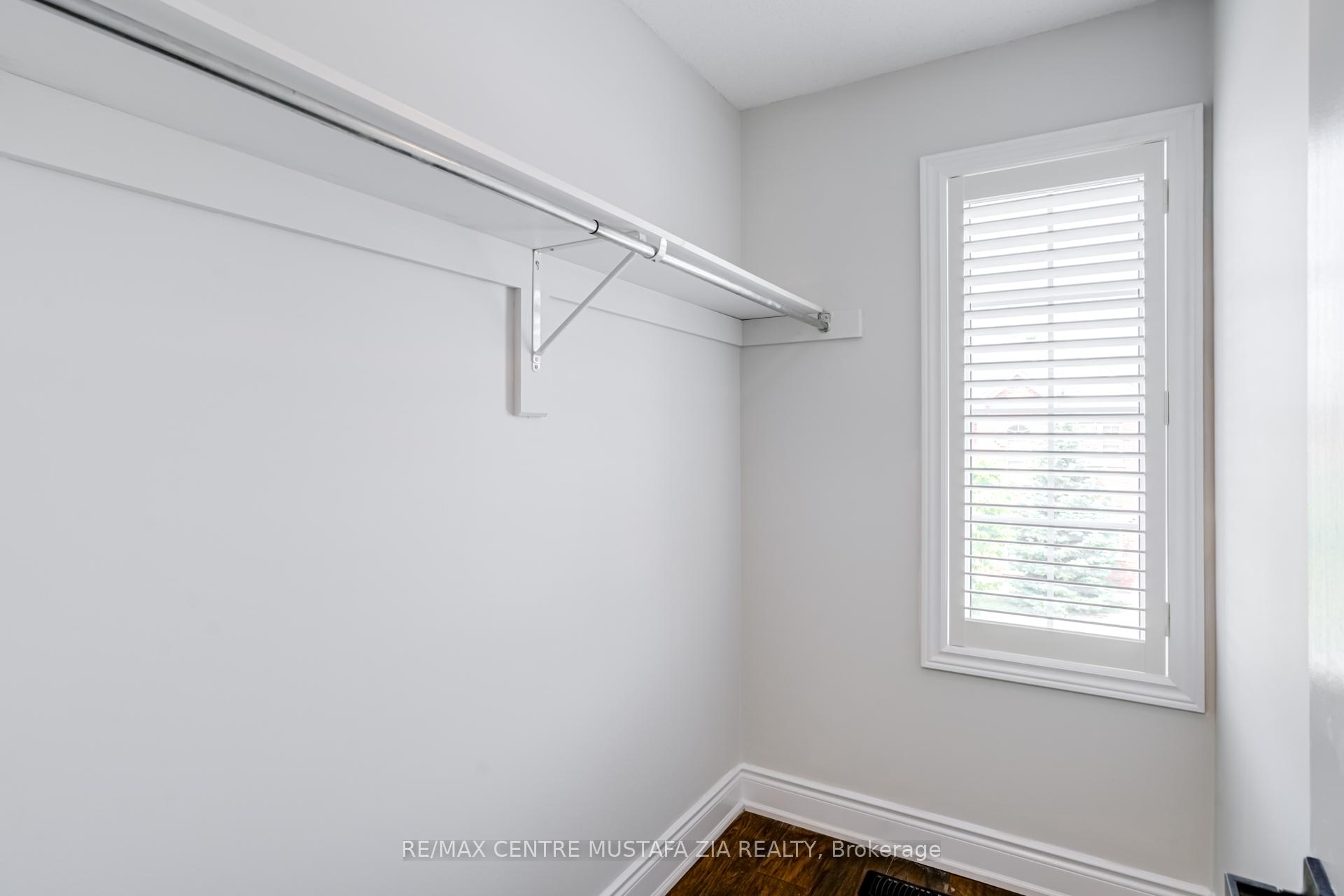 Photo 33 of 562 Nairn Circle, Milton, Scott — HOMEH