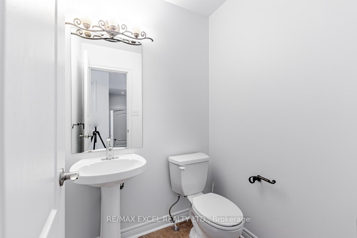 Photo 7 of 129 Oakborough Drive, Markham, Box Grove — HOMEH
