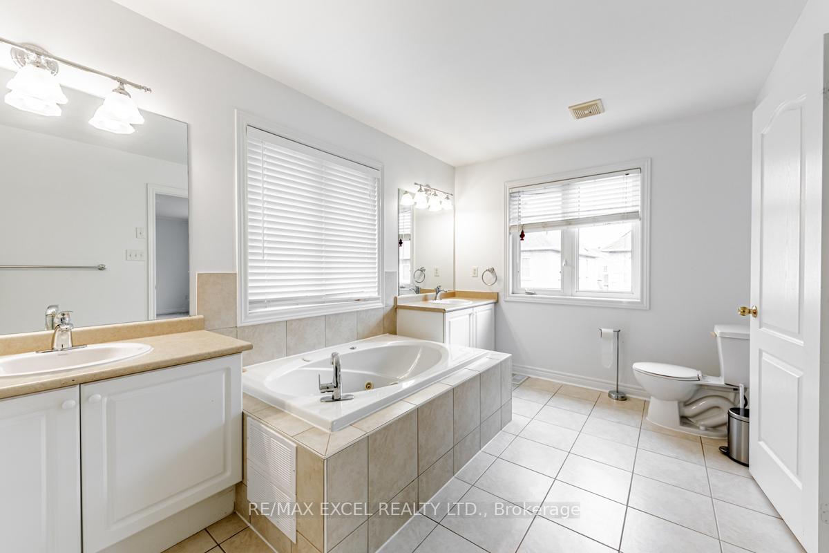 Photo 19 of 129 Oakborough Drive, Markham, Box Grove — HOMEH