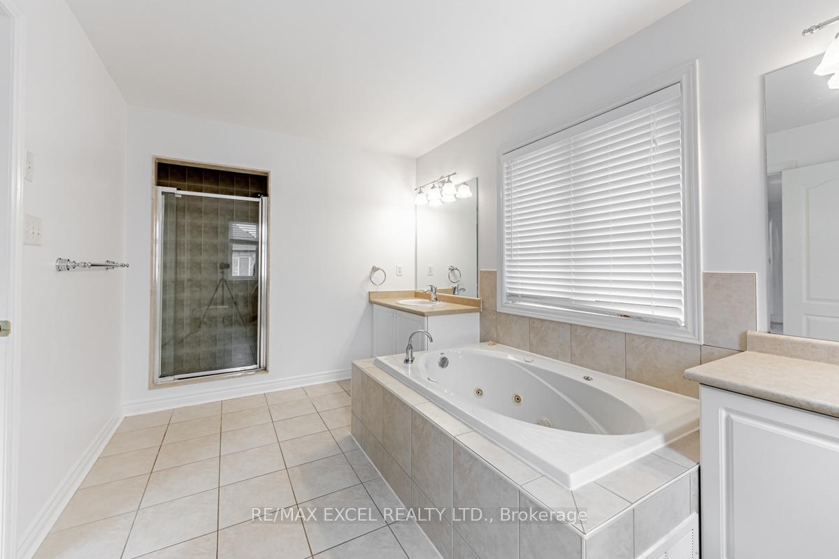 Photo 20 of 129 Oakborough Drive, Markham, Box Grove — HOMEH