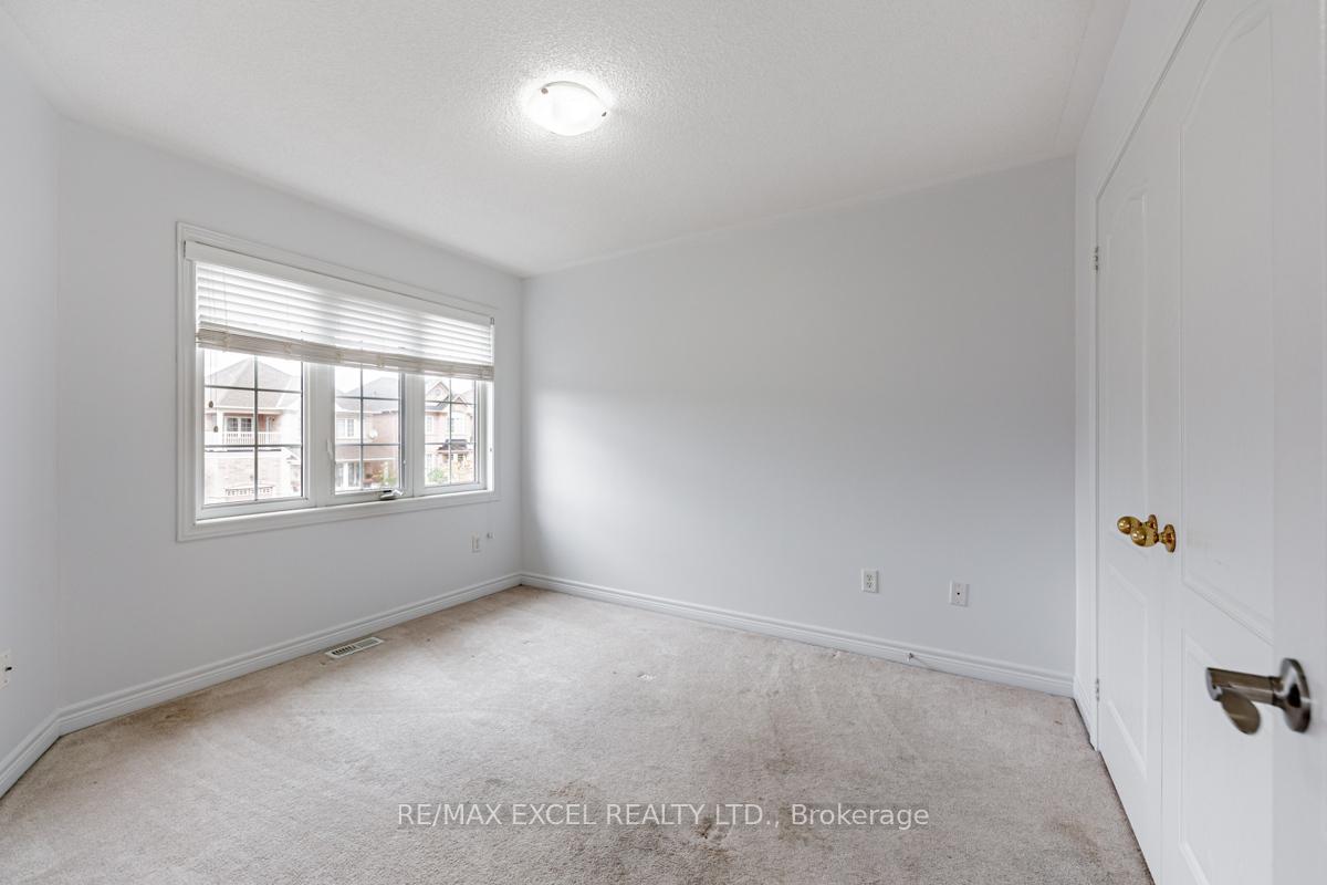 Photo 25 of 129 Oakborough Drive, Markham, Box Grove — HOMEH