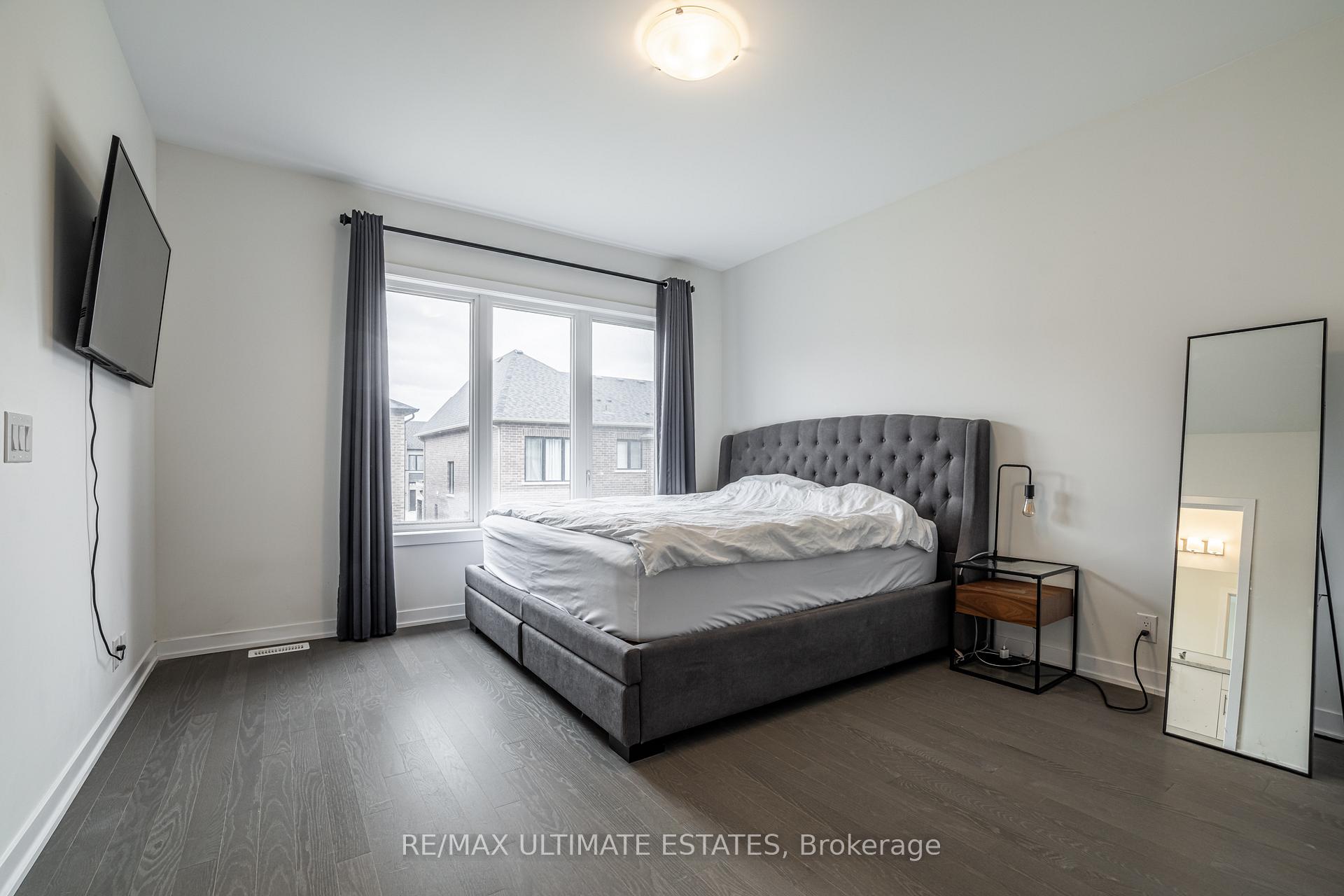 Photo 15 of 41 Harvey Bunker Crescent, Markham, Angus Glen — HOMEH