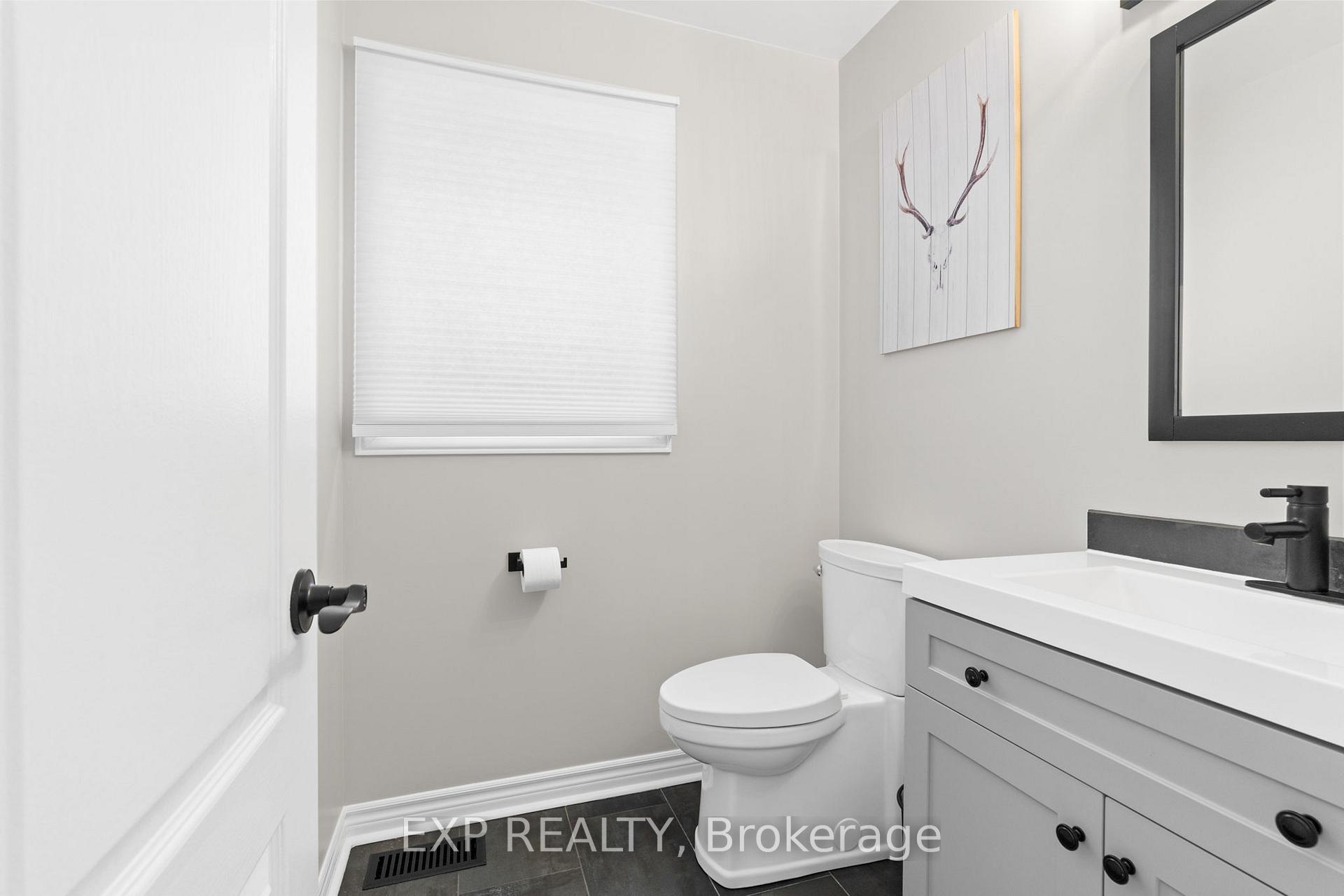 Photo 6 of 65 Sheppard's Glen Avenue, Ottawa, Kanata - Emerald Meadows/Trailwest — HOMEH