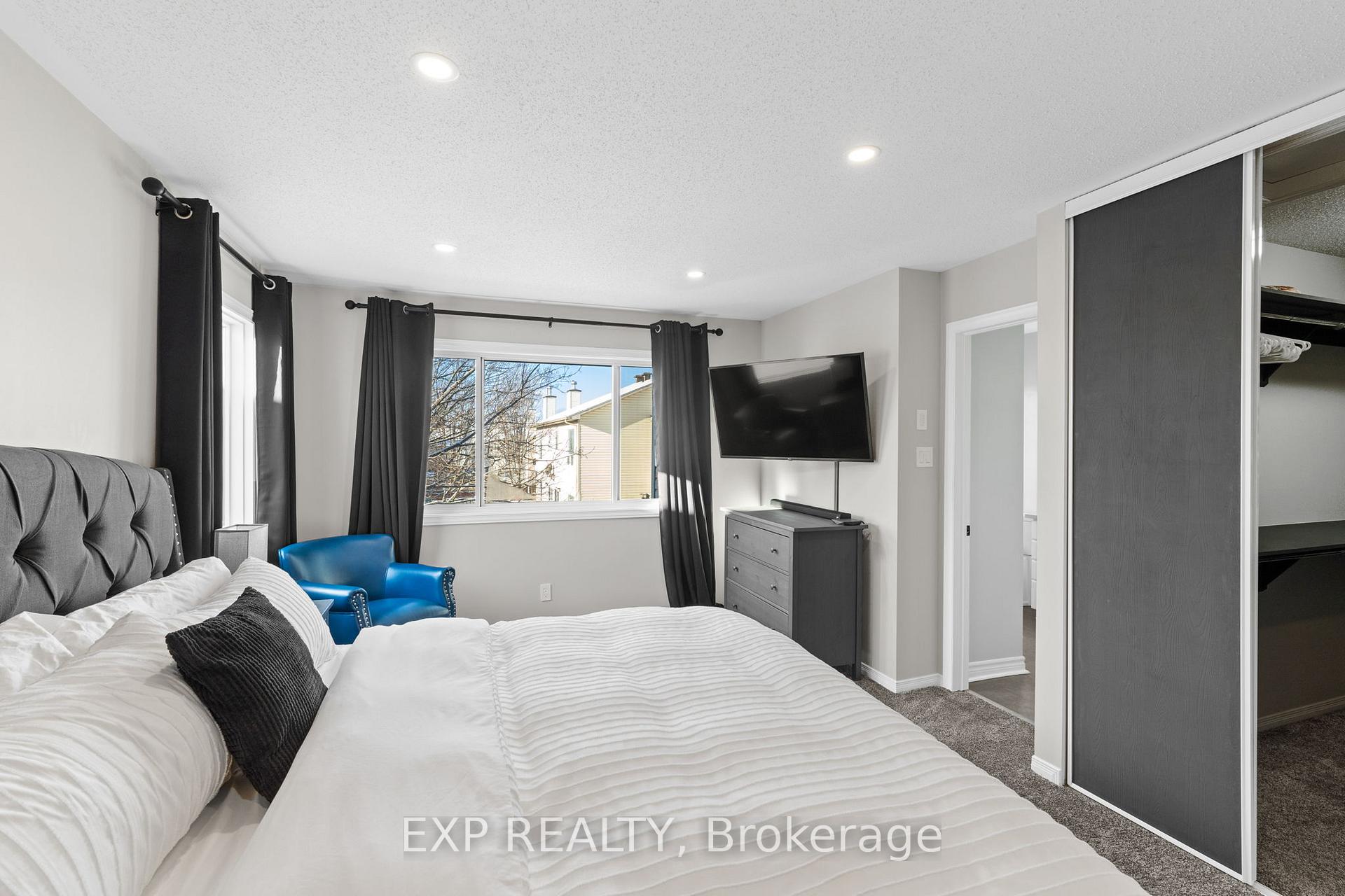 Photo 20 of 65 Sheppard's Glen Avenue, Ottawa, Kanata - Emerald Meadows/Trailwest — HOMEH