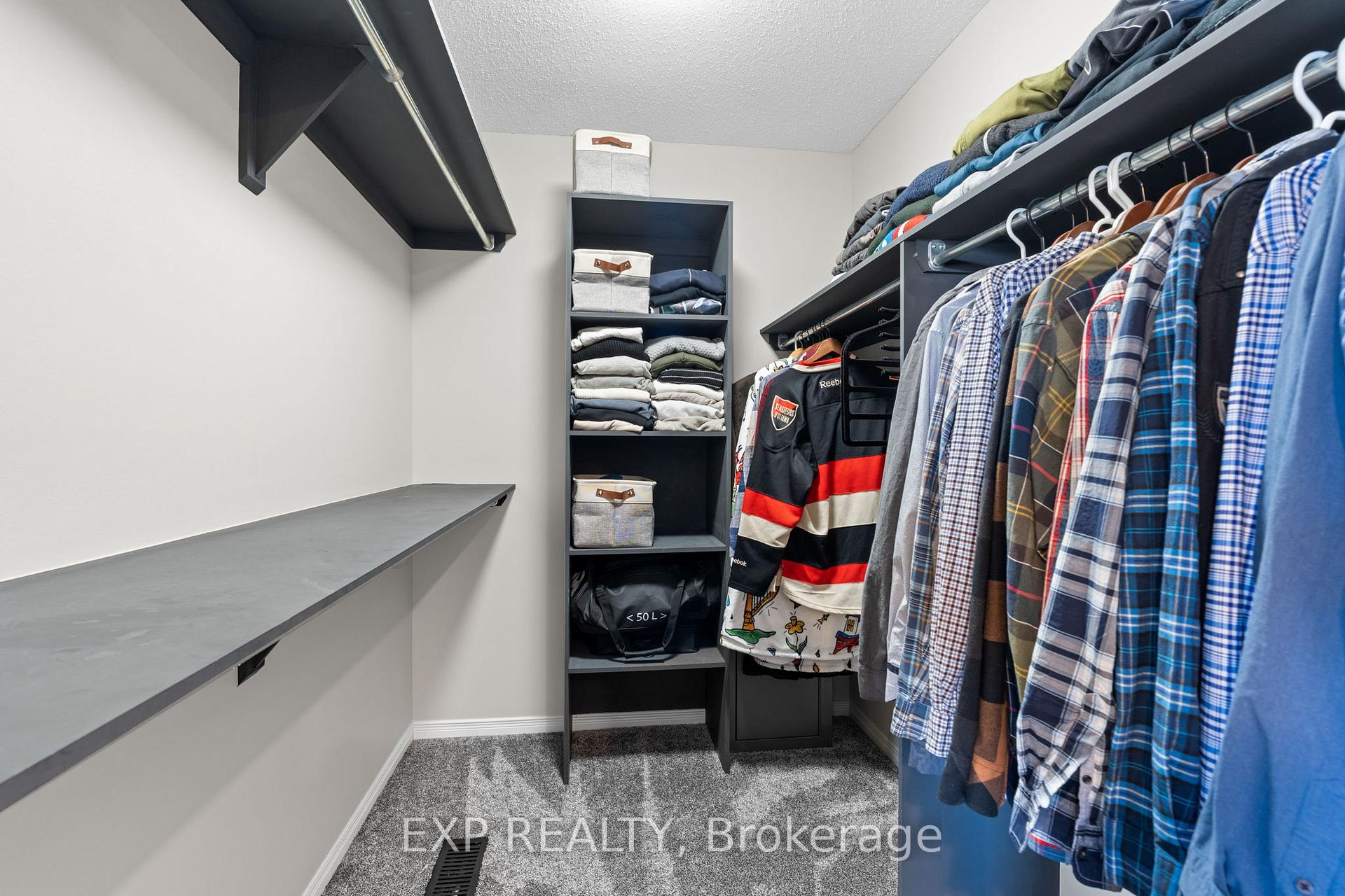 Photo 22 of 65 Sheppard's Glen Avenue, Ottawa, Kanata - Emerald Meadows/Trailwest — HOMEH