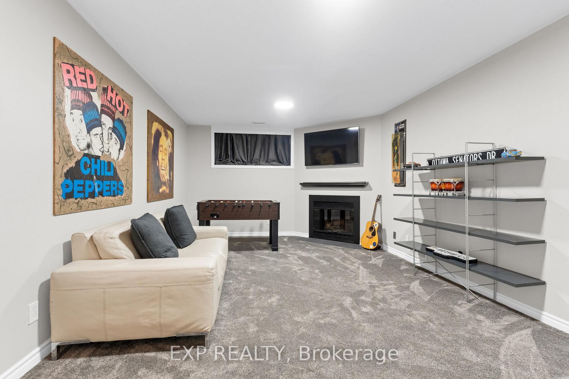 Photo 32 of 65 Sheppard's Glen Avenue, Ottawa, Kanata - Emerald Meadows/Trailwest — HOMEH