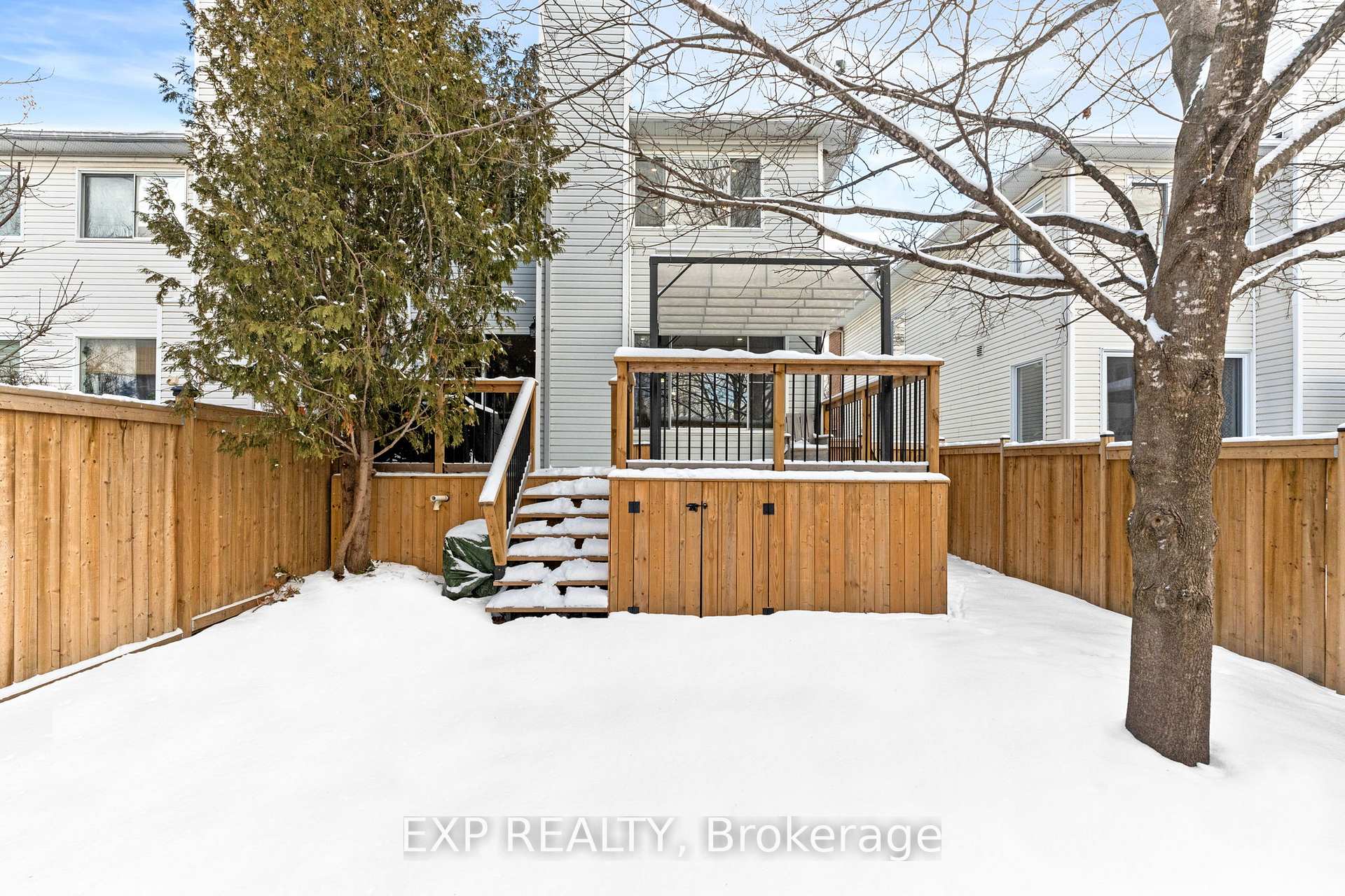 Photo 39 of 65 Sheppard's Glen Avenue, Ottawa, Kanata - Emerald Meadows/Trailwest — HOMEH