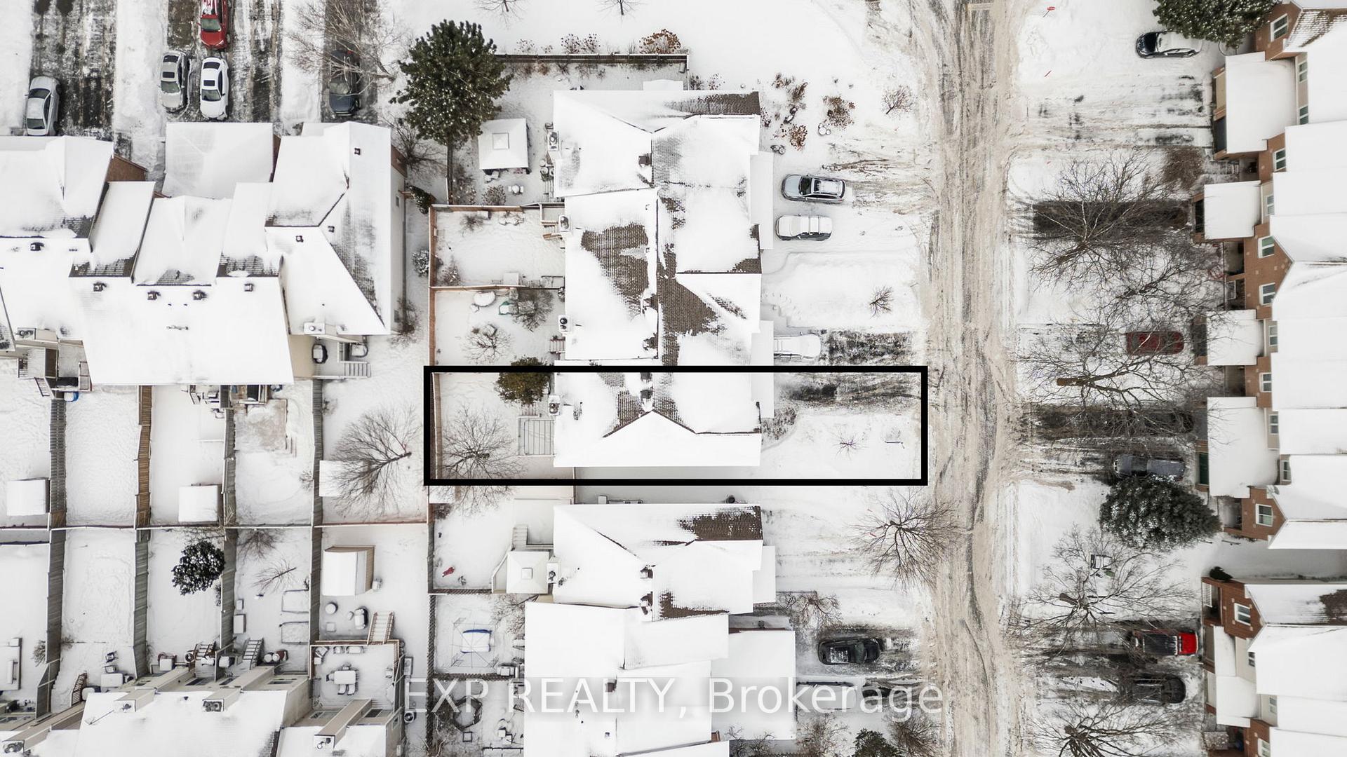 Photo 44 of 65 Sheppard's Glen Avenue, Ottawa, Kanata - Emerald Meadows/Trailwest — HOMEH