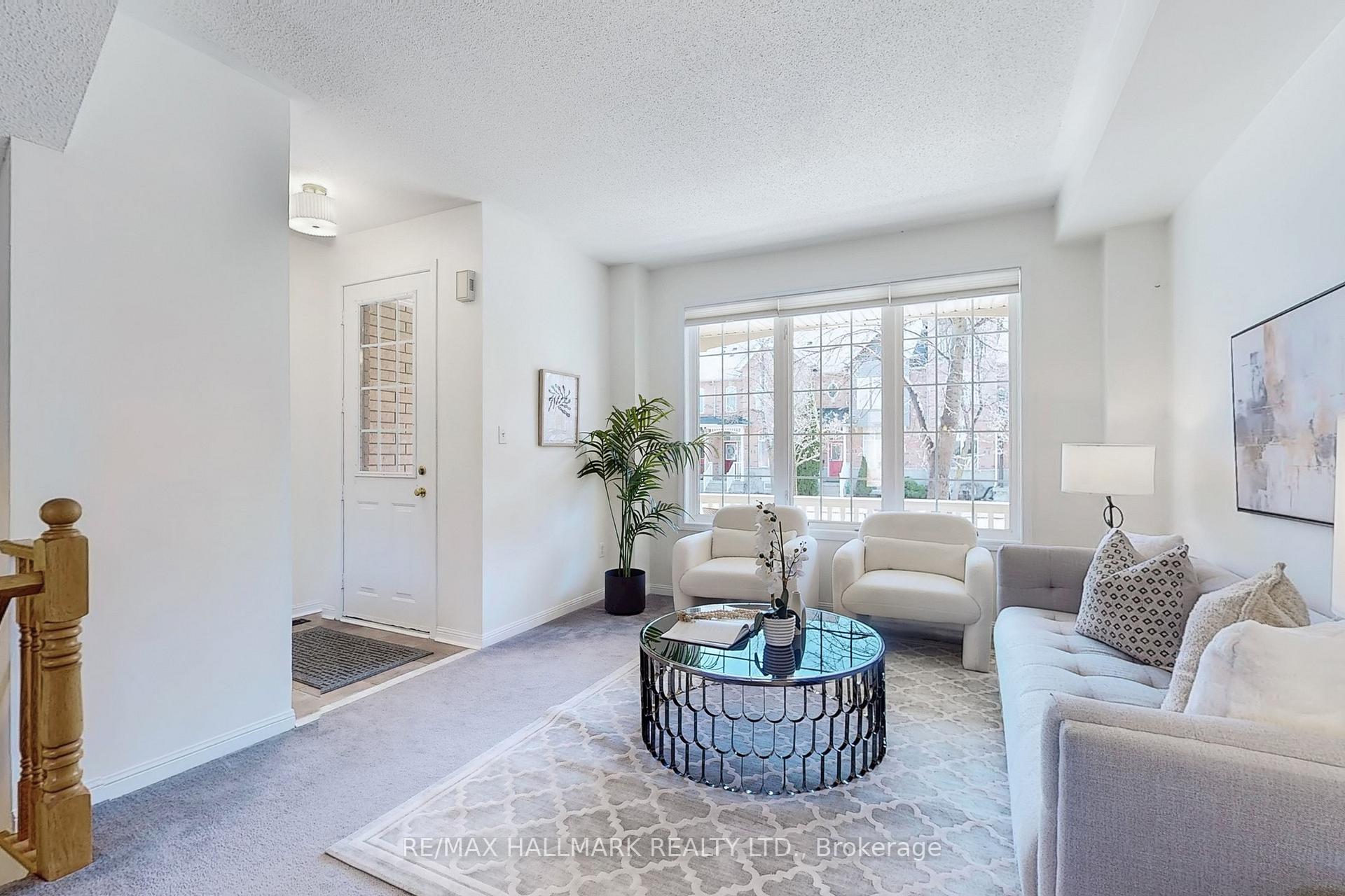 Photo 6 of 40 Cornell Park Avenue, Markham, Cornell — HOMEH