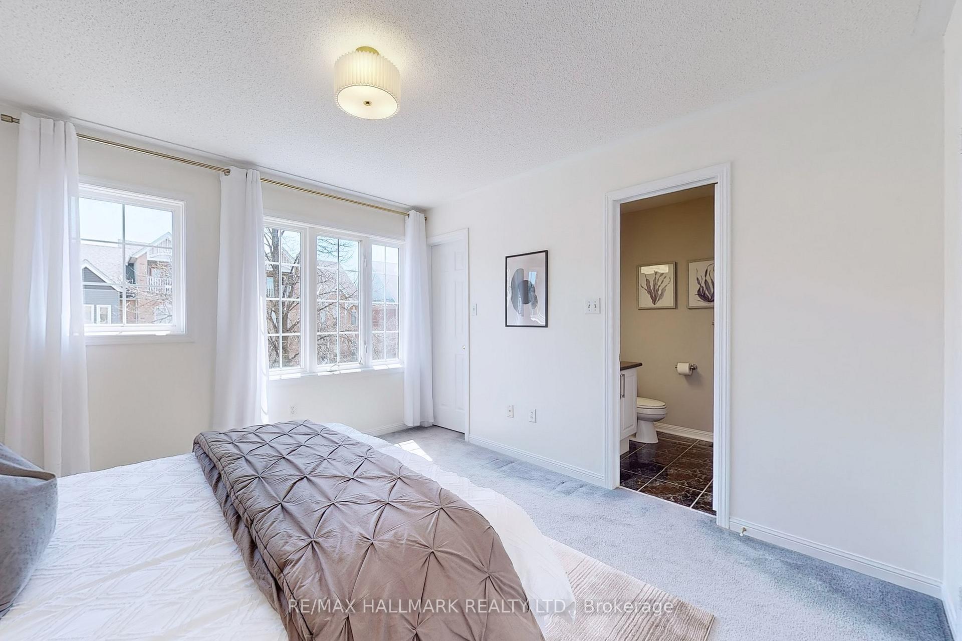Photo 23 of 40 Cornell Park Avenue, Markham, Cornell — HOMEH
