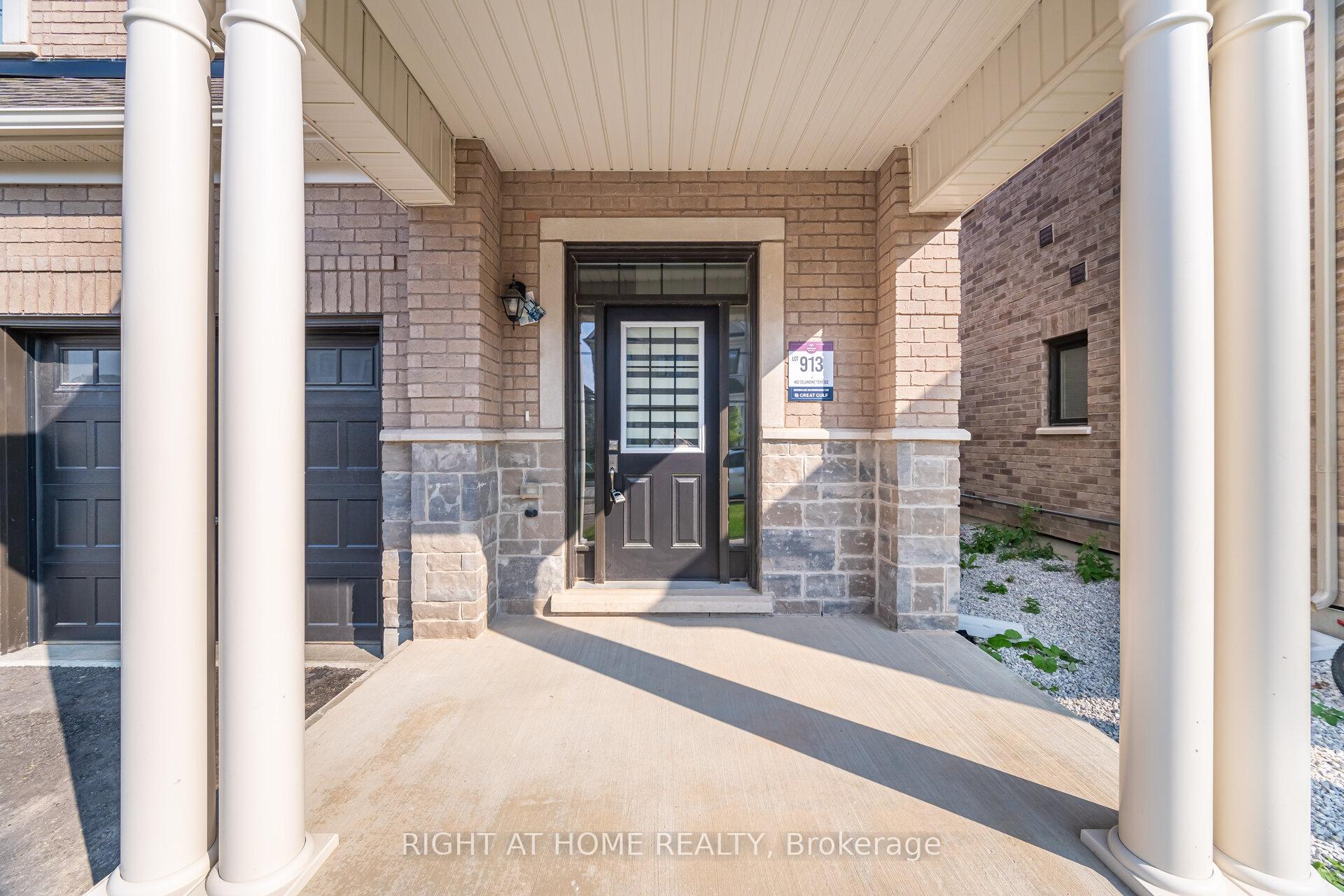 Photo 5 of 462 Celandine Terrace, Milton, Walker — HOMEH