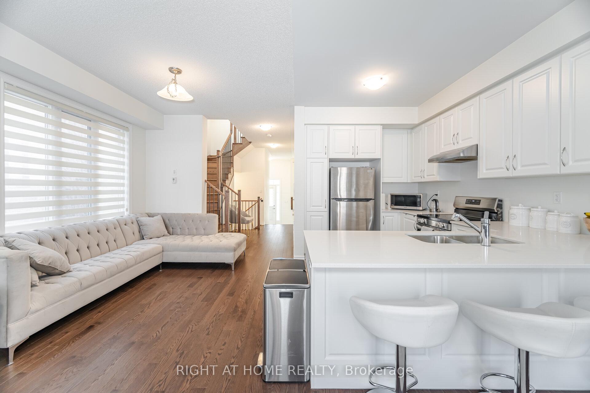 Photo 8 of 462 Celandine Terrace, Milton, Walker — HOMEH