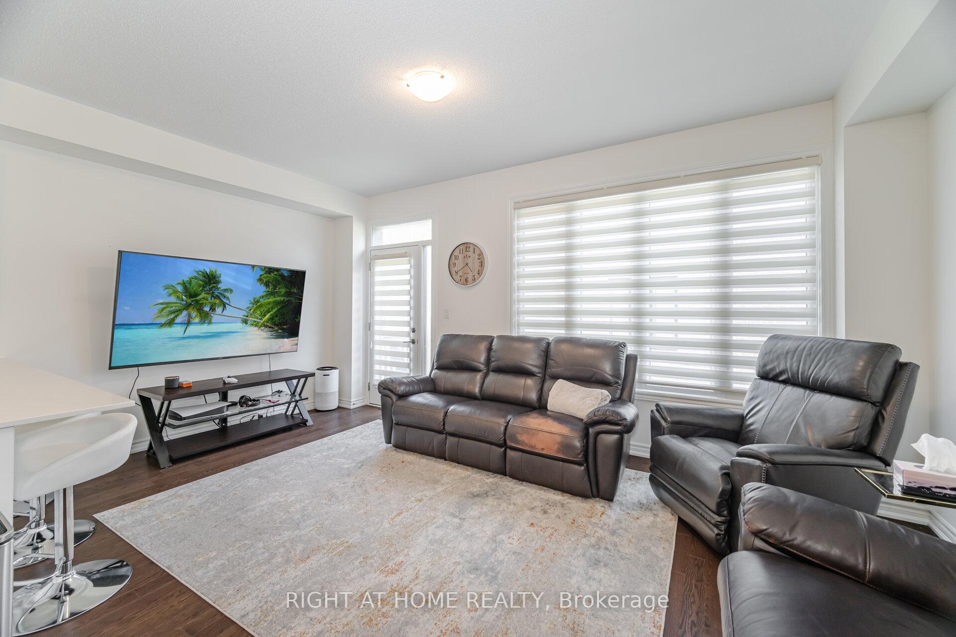 Photo 14 of 462 Celandine Terrace, Milton, Walker — HOMEH