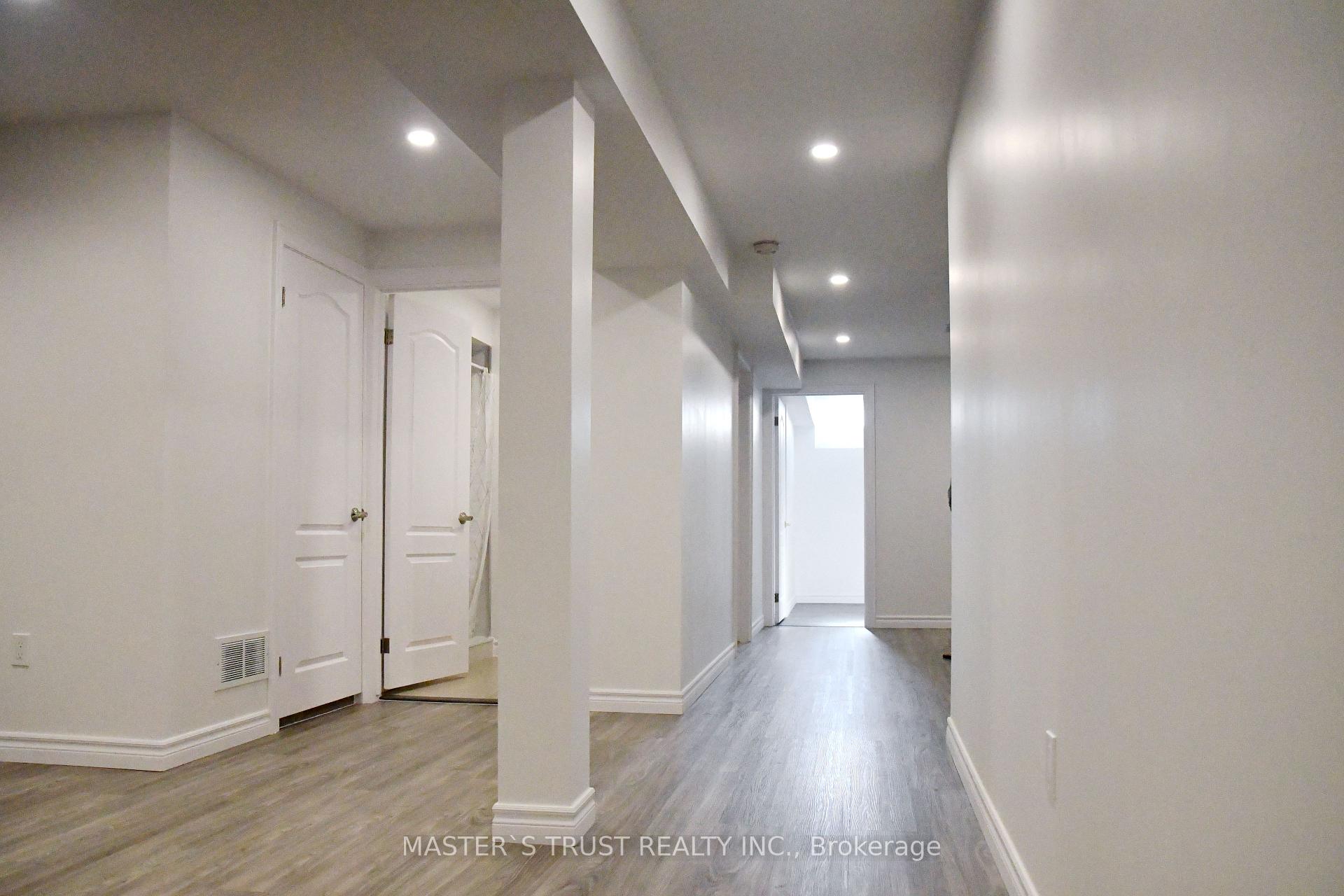 Photo 3 of 73 Bernbridge Road, Markham, Cedar Grove — HOMEH