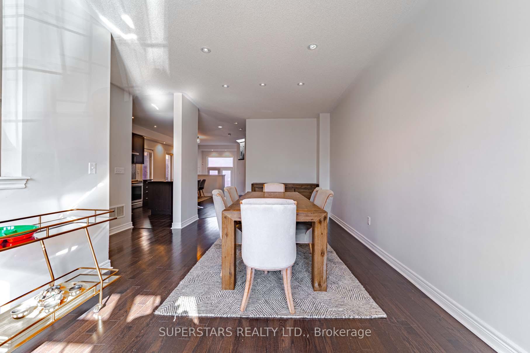 Photo 6 of 32 Windyton Avenue, Markham, Cornell — HOMEH