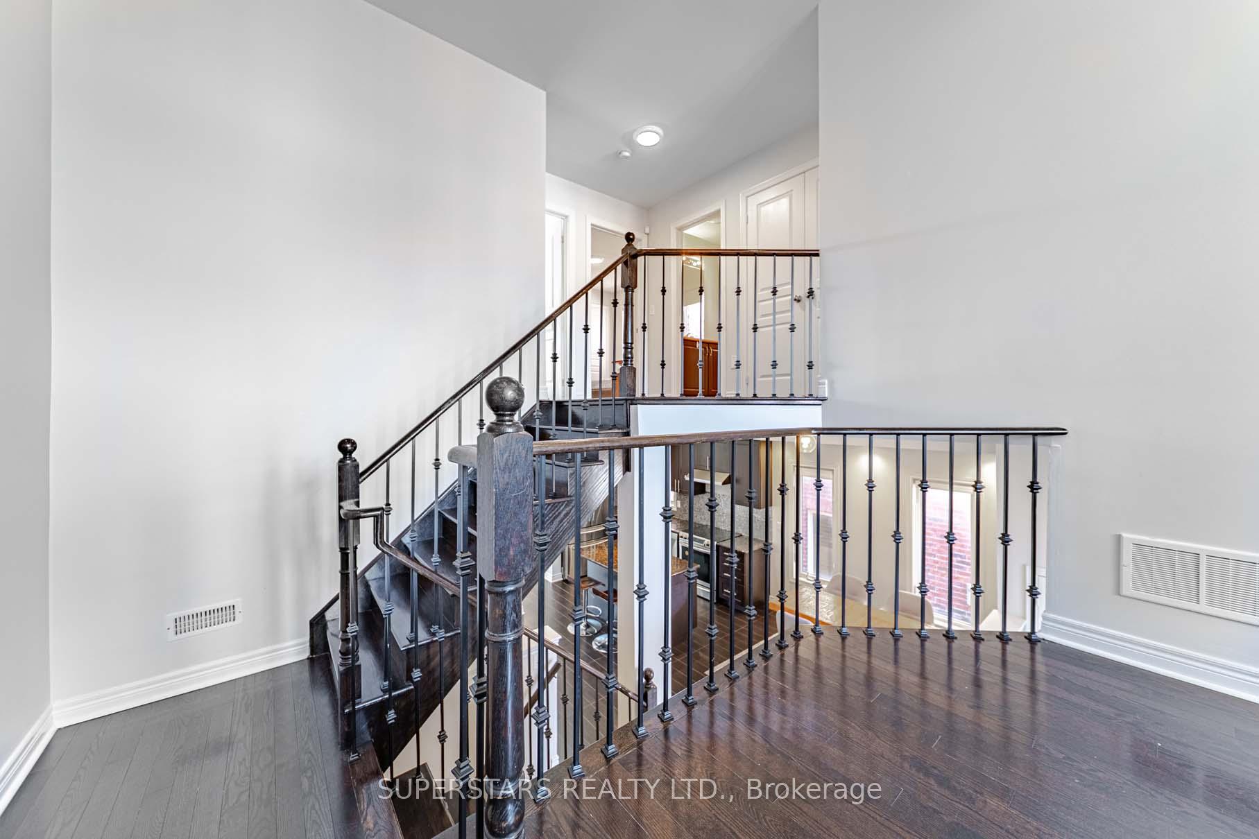 Photo 15 of 32 Windyton Avenue, Markham, Cornell — HOMEH