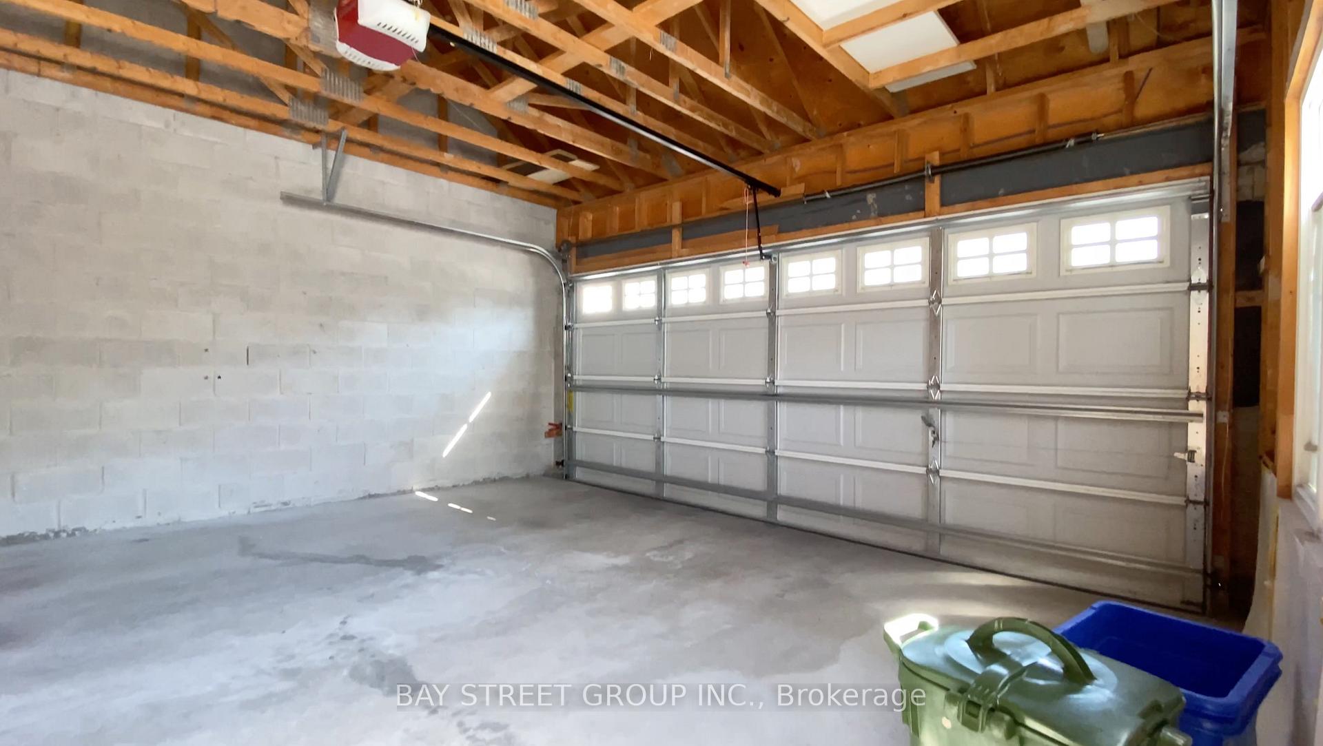 Photo 19 of 1 Williams Street, Markham, Berczy — HOMEH