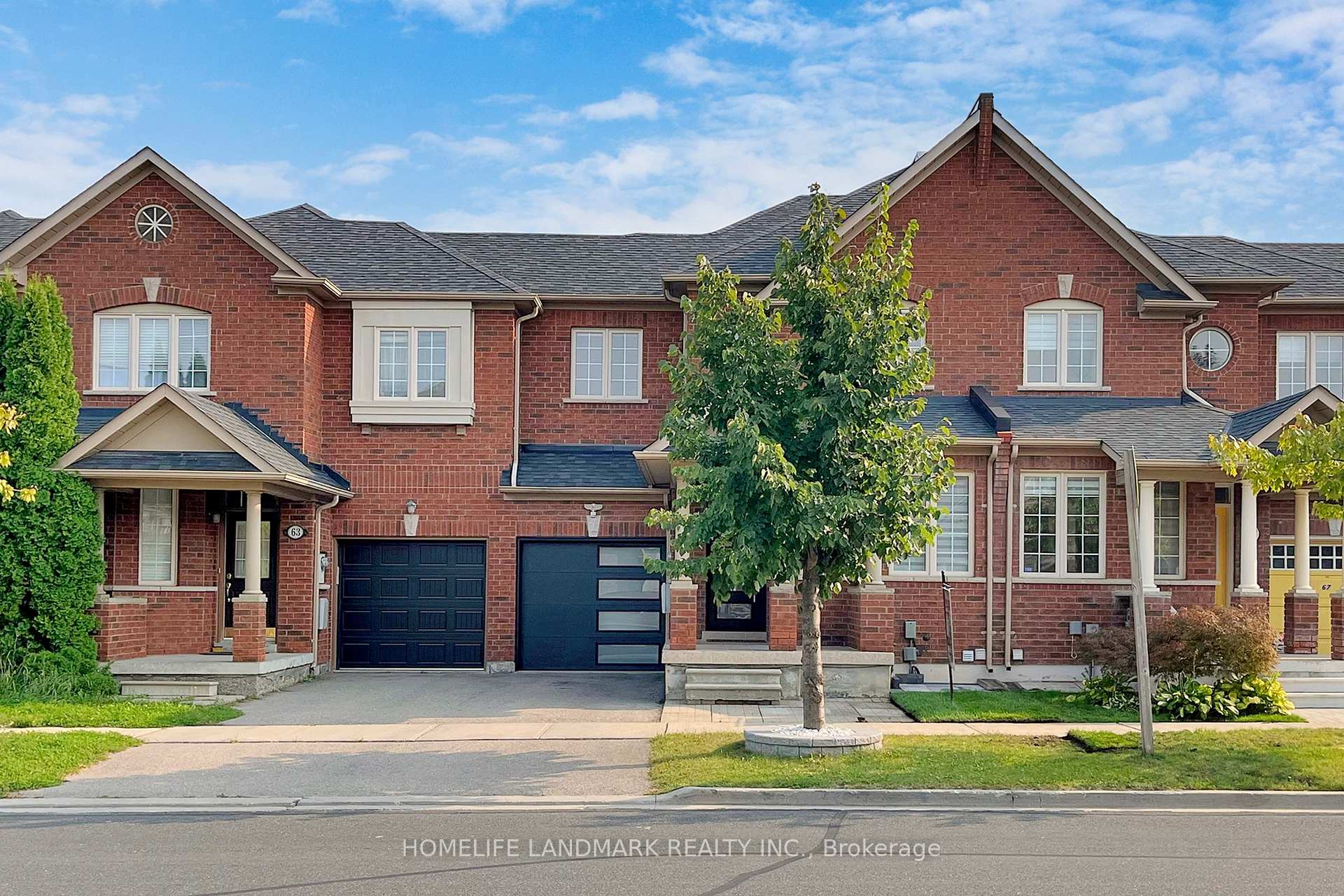 Photo 1 of 65 Hillmount Road, Markham, Cachet — HOMEH