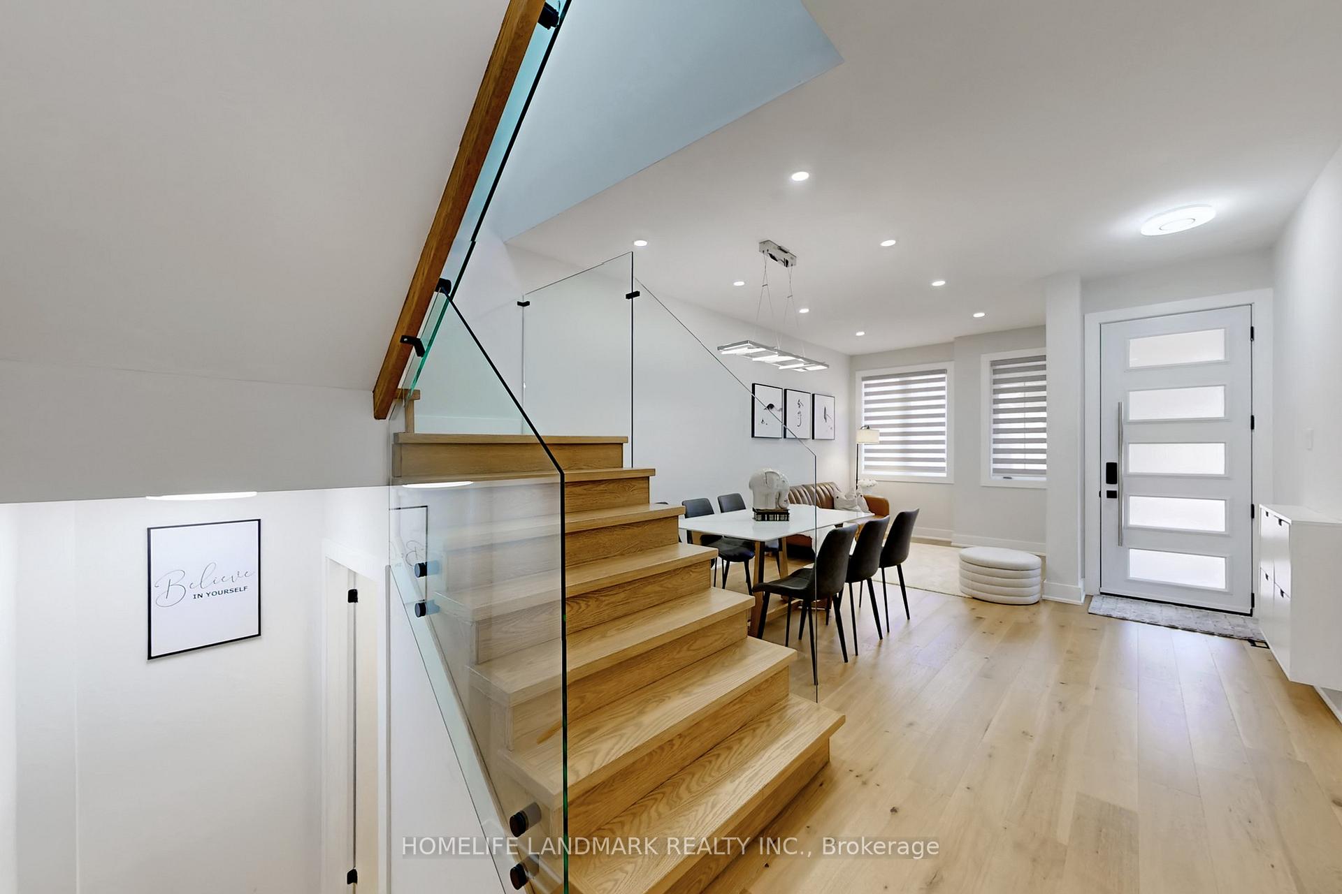 Photo 4 of 65 Hillmount Road, Markham, Cachet — HOMEH